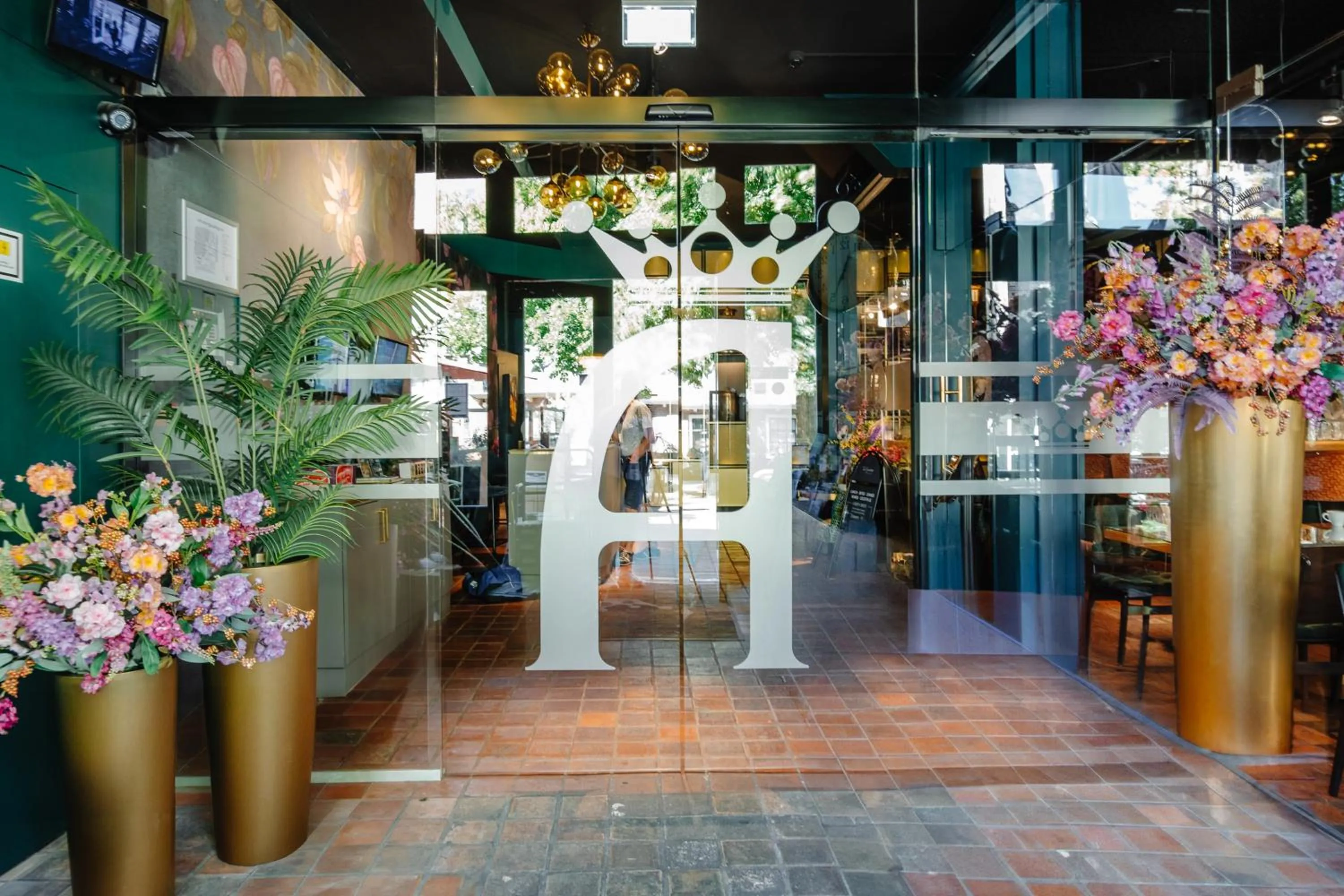 Facade/entrance in Ambassador City Centre Hotel