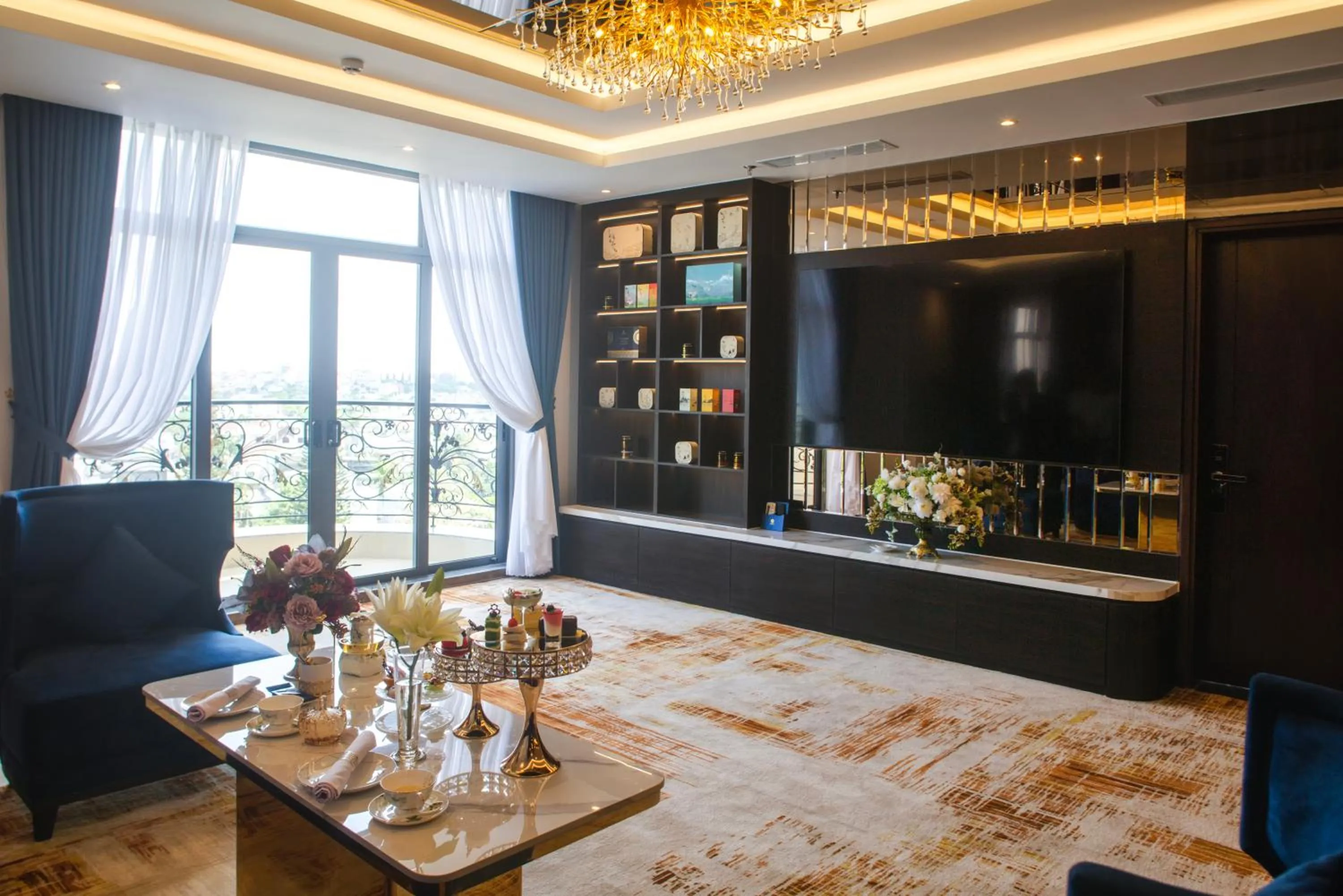 Living room in SANDALS AQUILA HOTEL