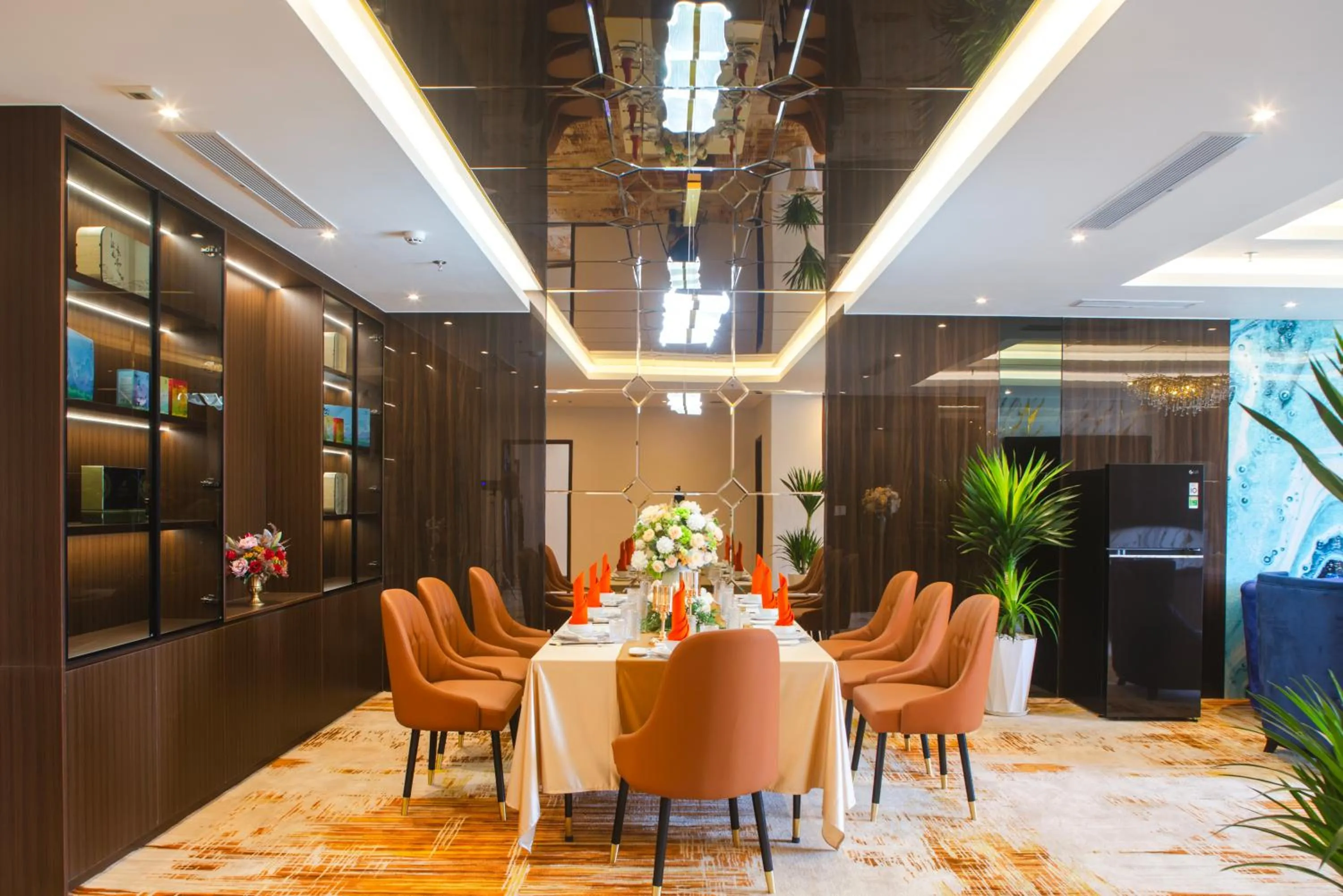 Living room in SANDALS AQUILA HOTEL