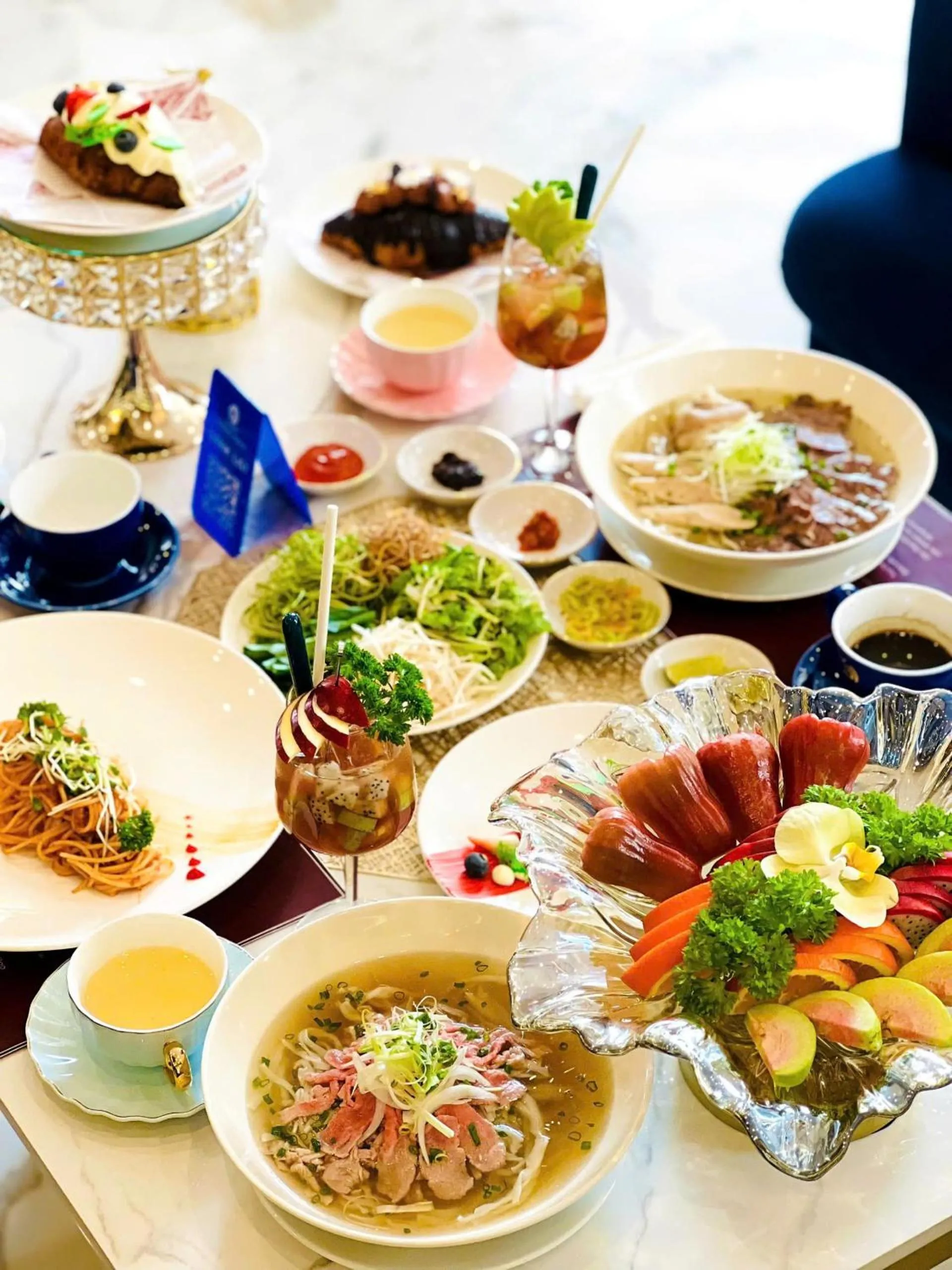 Breakfast in SANDALS AQUILA HOTEL