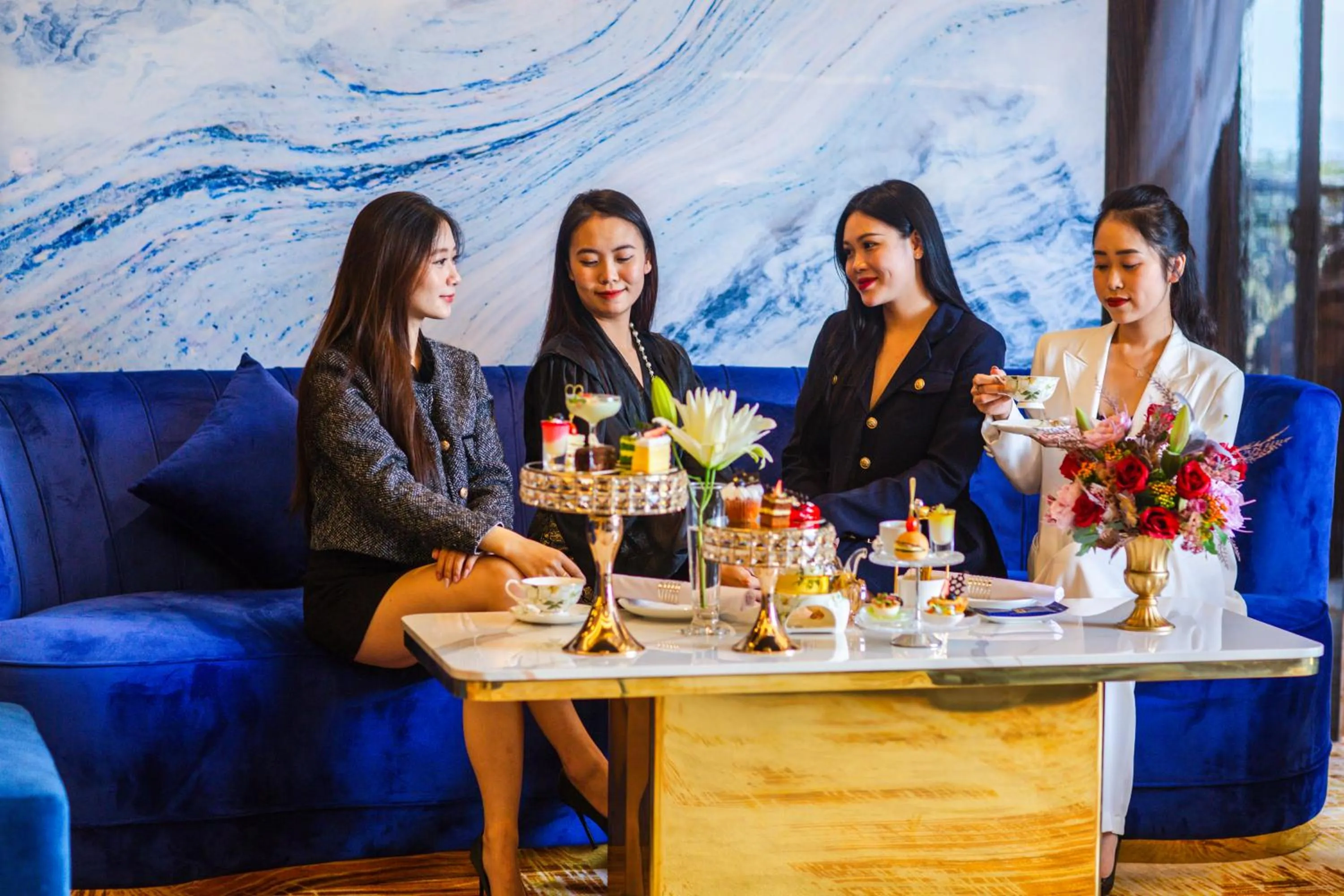 Food and drinks in SANDALS AQUILA HOTEL