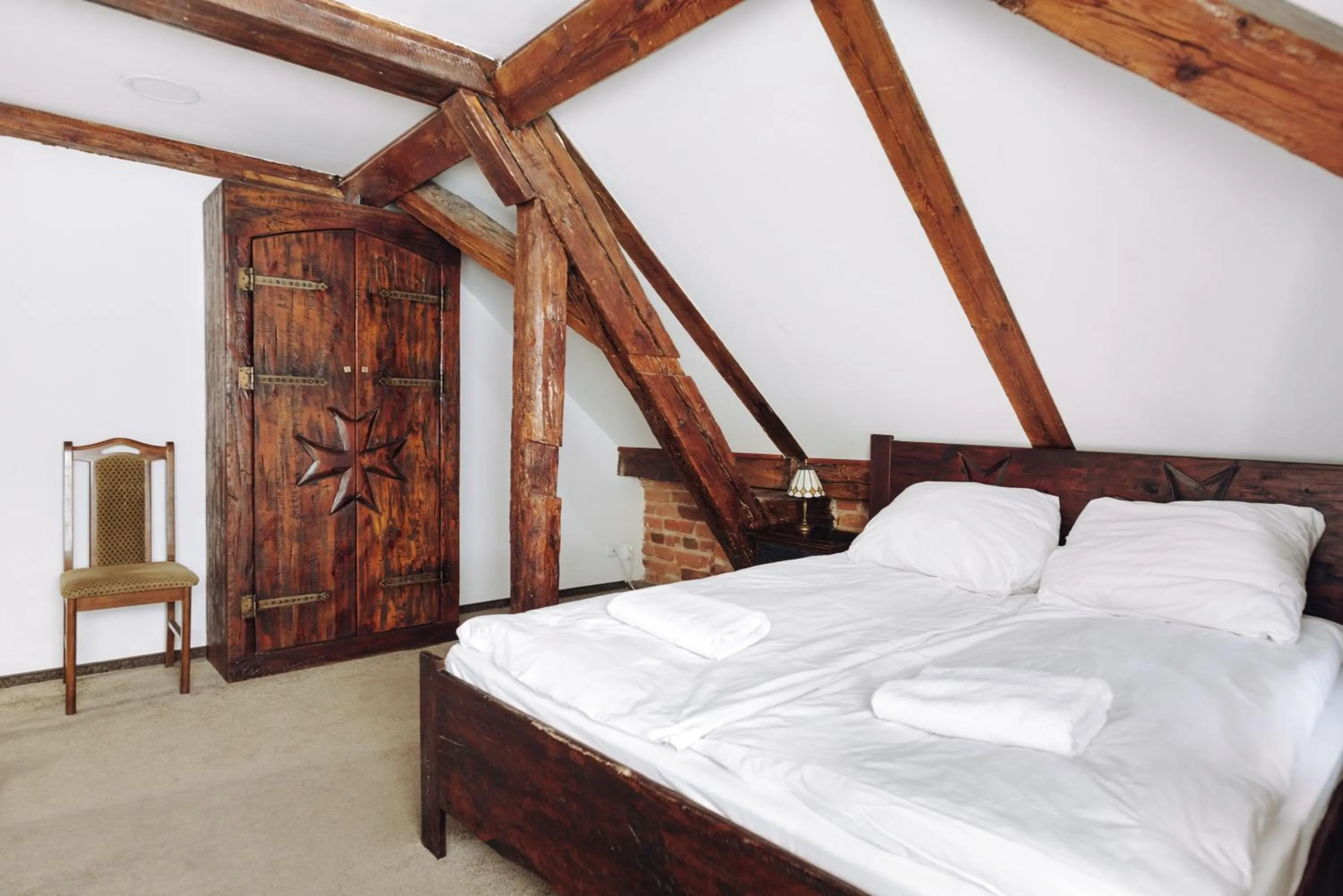 Bed in Hotel Legenda