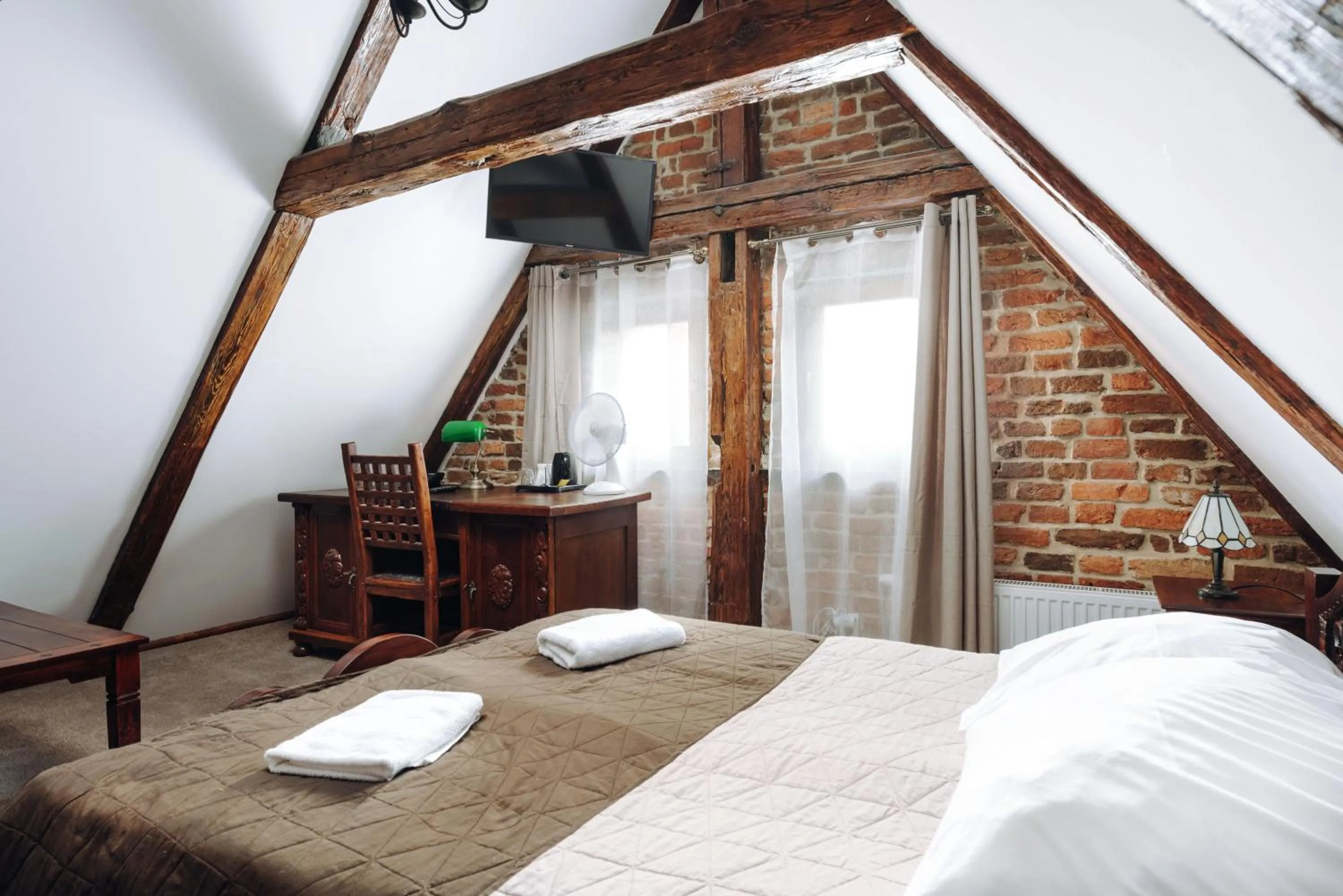 Bed in Hotel Legenda