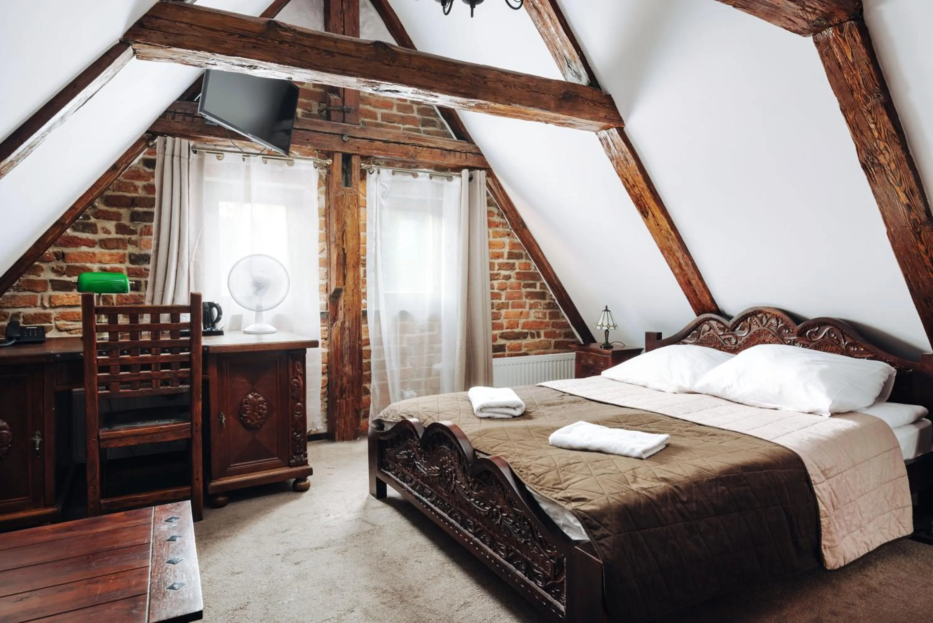 Bed in Hotel Legenda