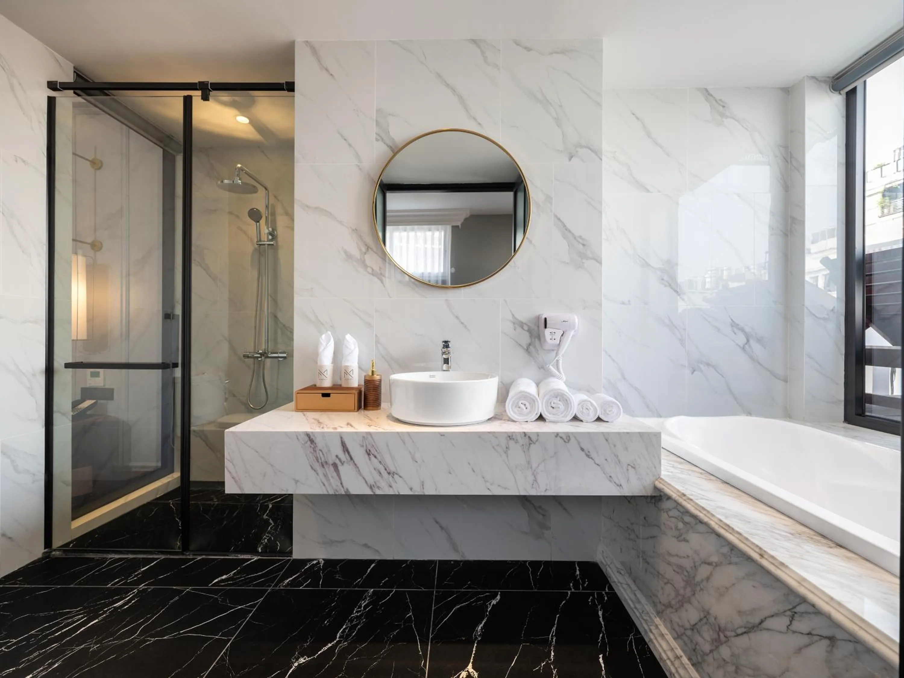 Bathroom in Minerva Premium Hotel