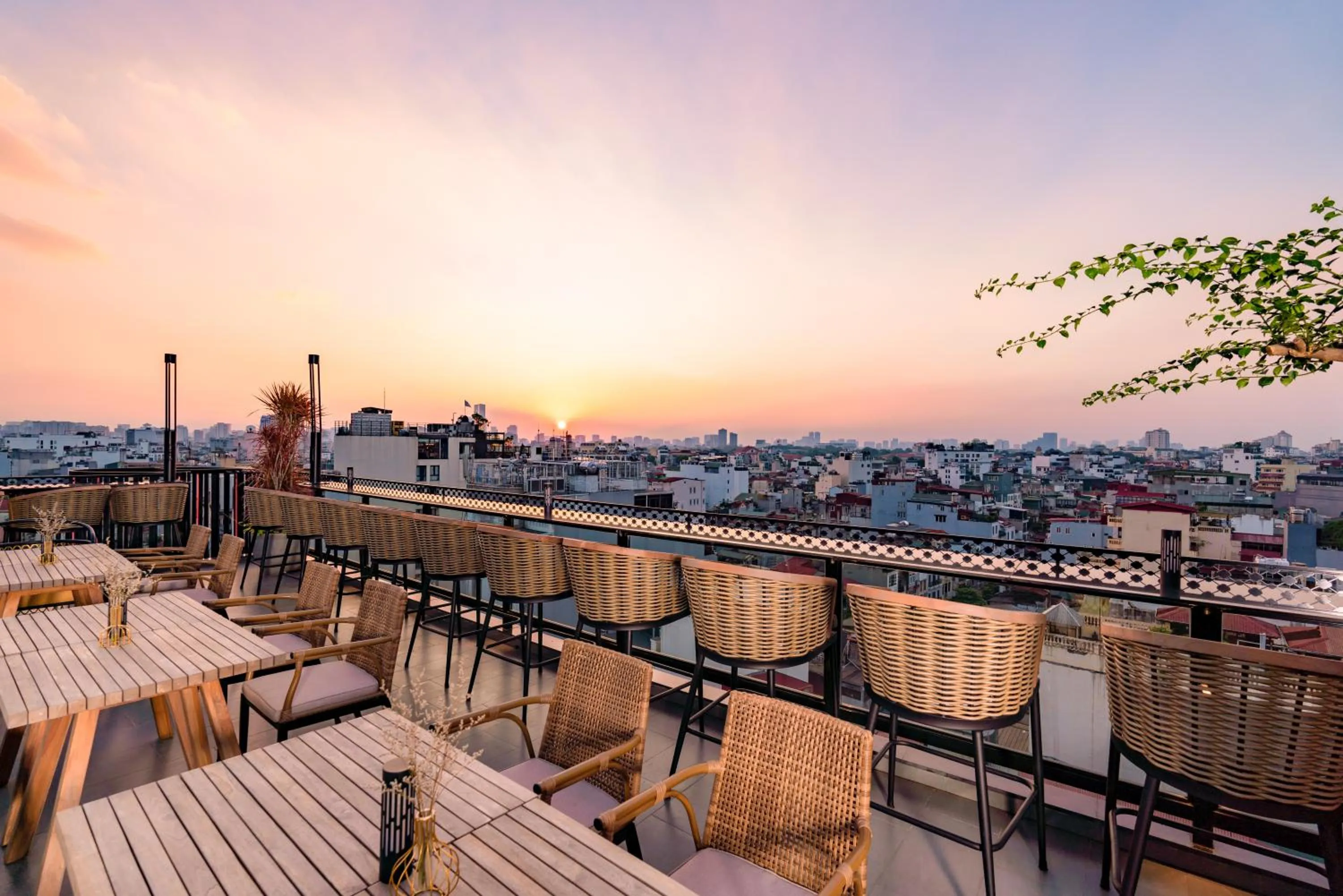 Lounge or bar in Minerva Premium Hotel