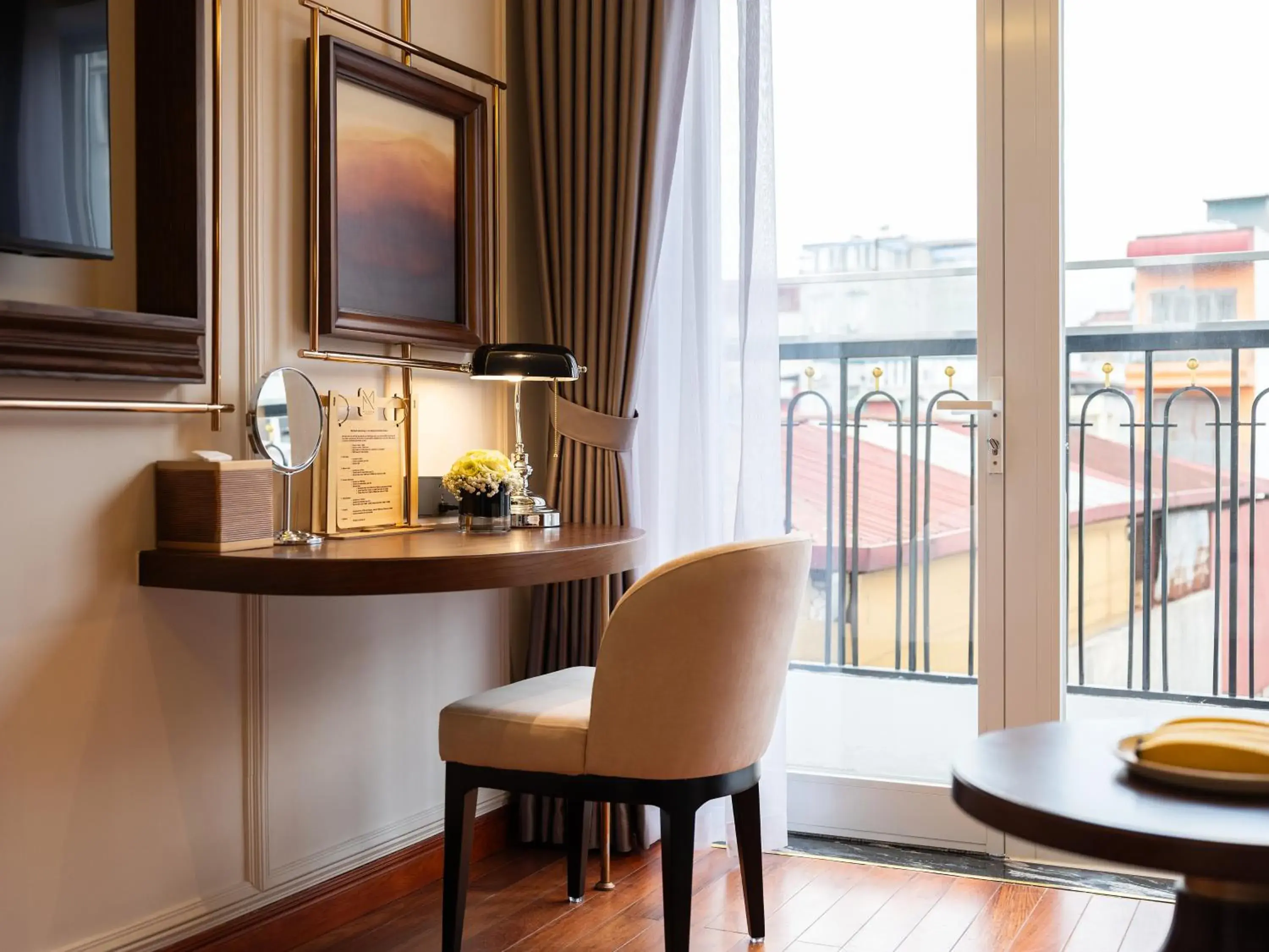 Premier Double or Twin Room with Balcony - single occupancy in Minerva Premium Hotel Premier Double or Twin Room with Balcony - single occupancy in Minerva Premium Hotel