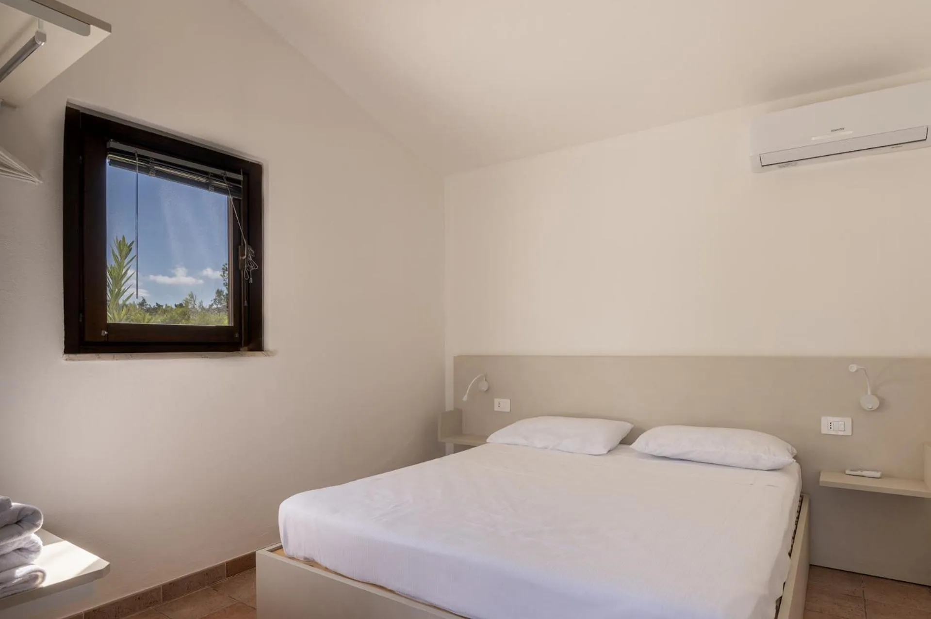 Bedroom, Bed in Q Resort