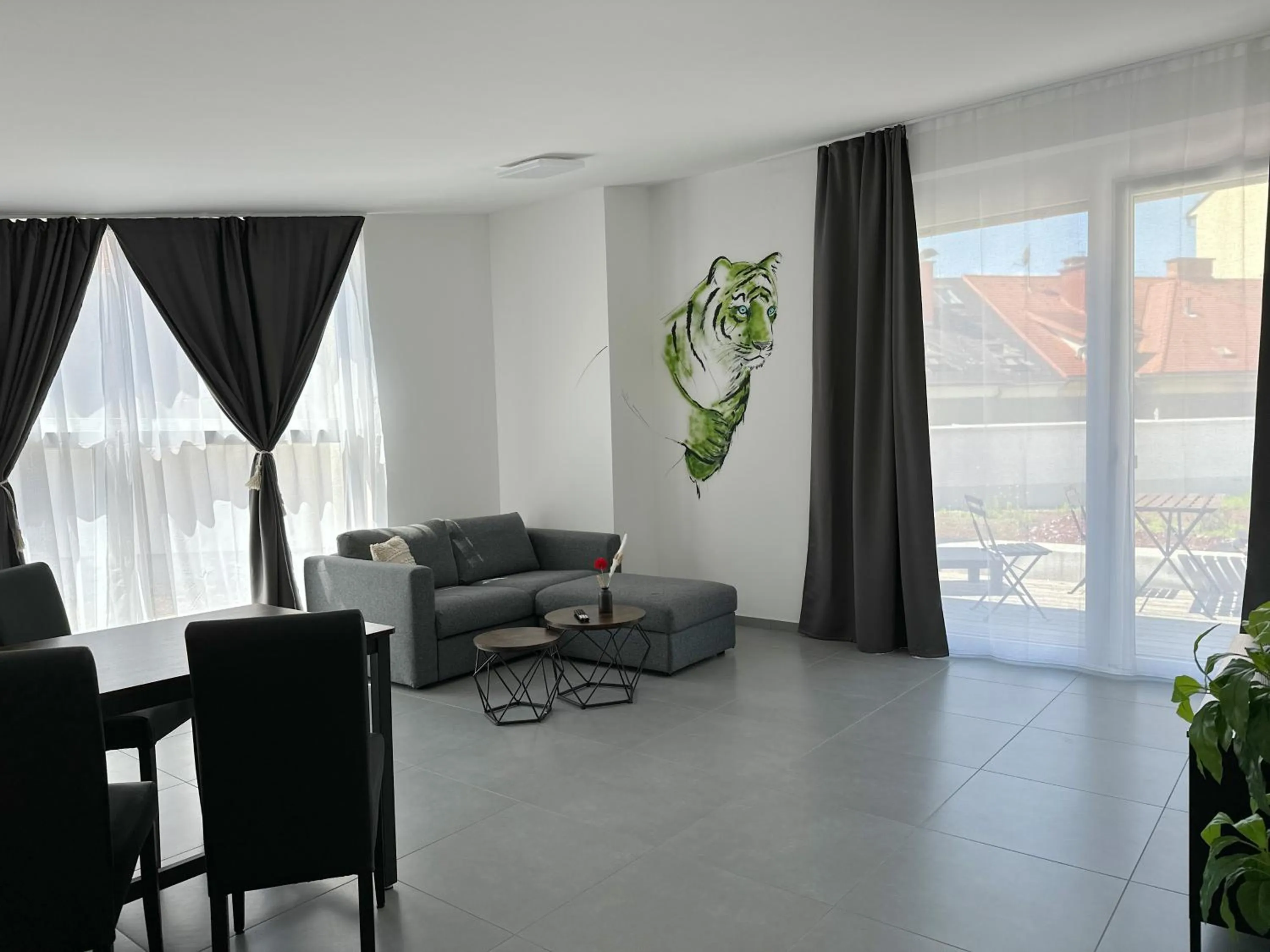 Dining area in Grazora Living Apartments