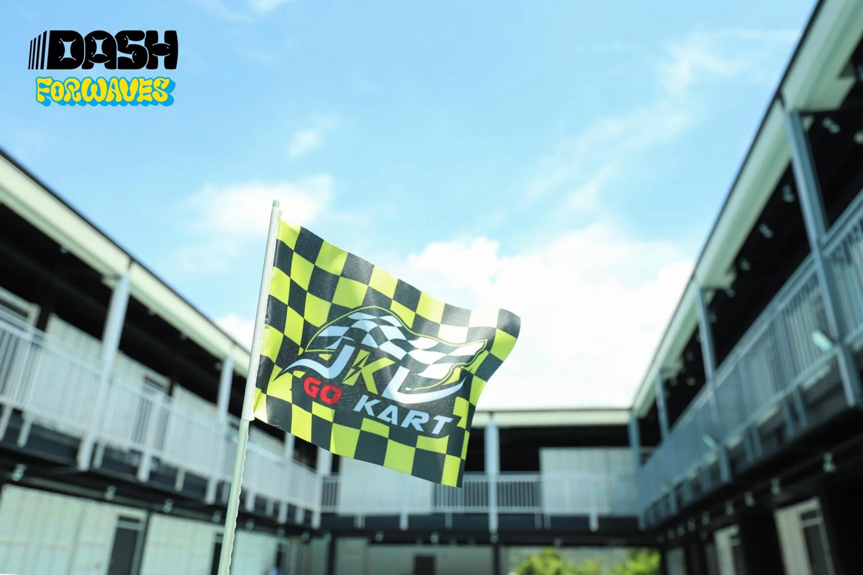 Day in Dash Forwaves Hotel