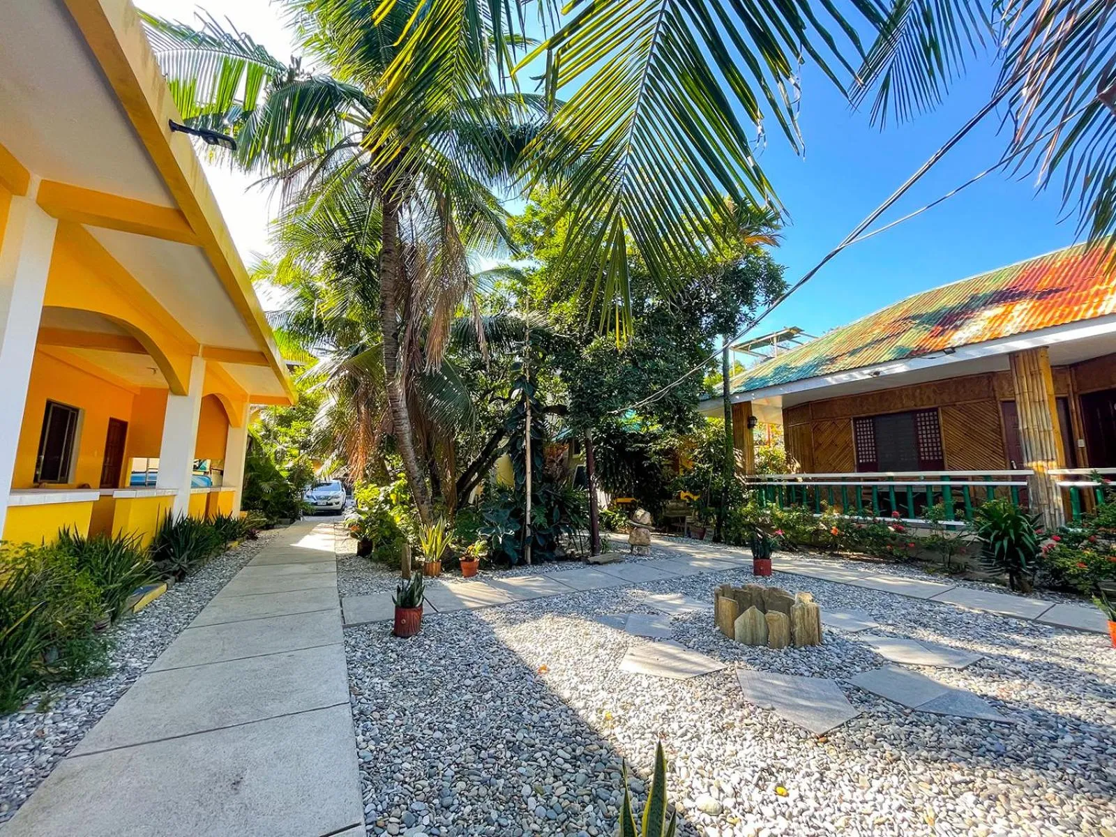 Delgados Resort Puerto Galera powered by Cocotel