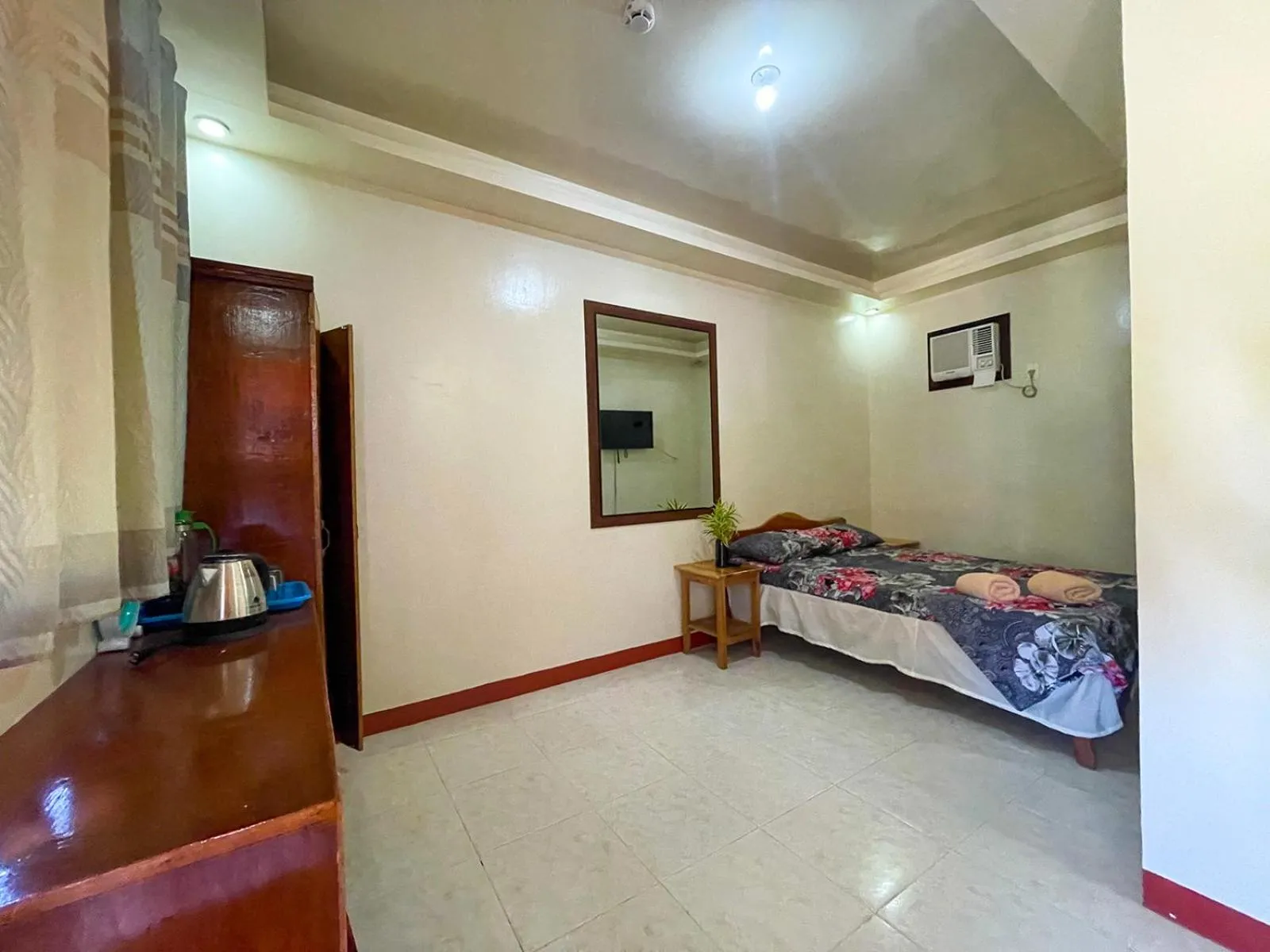 Bed in Delgados Resort Puerto Galera powered by Cocotel