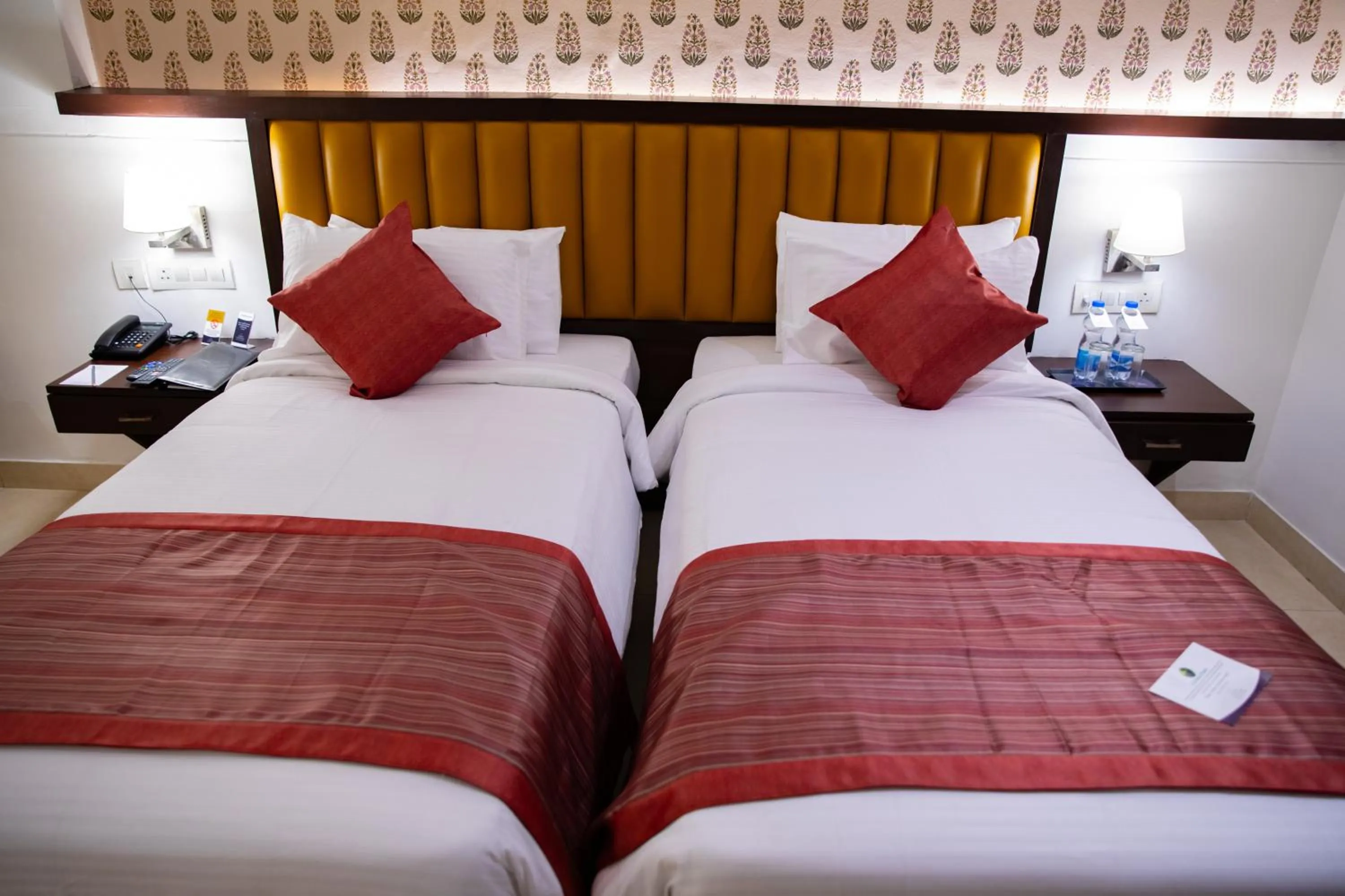 Bedroom, Bed in Grand Continent Secunderabad A Sarovar Portico Affiliate Hotel