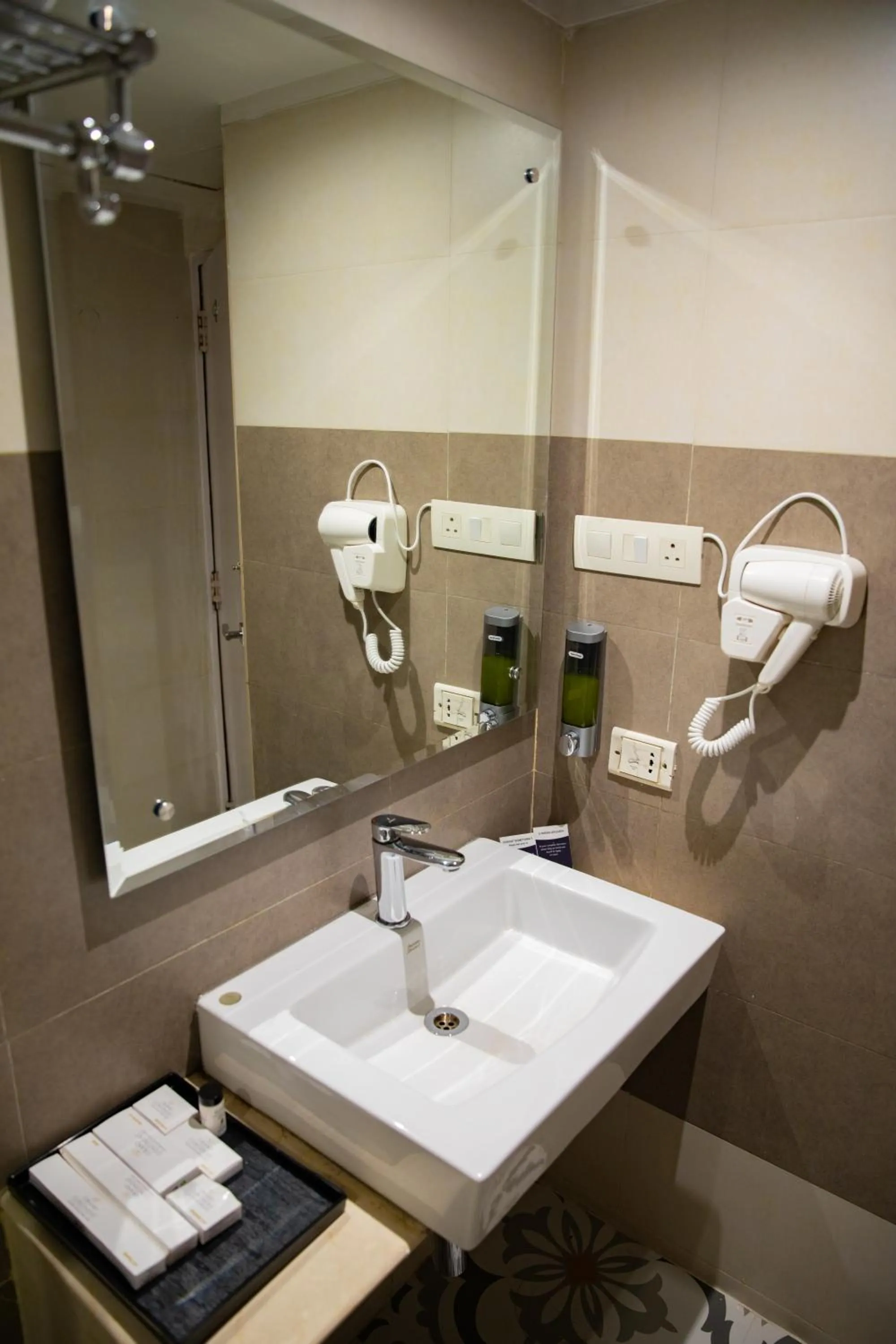 Bathroom in Grand Continent Secunderabad A Sarovar Portico Affiliate Hotel