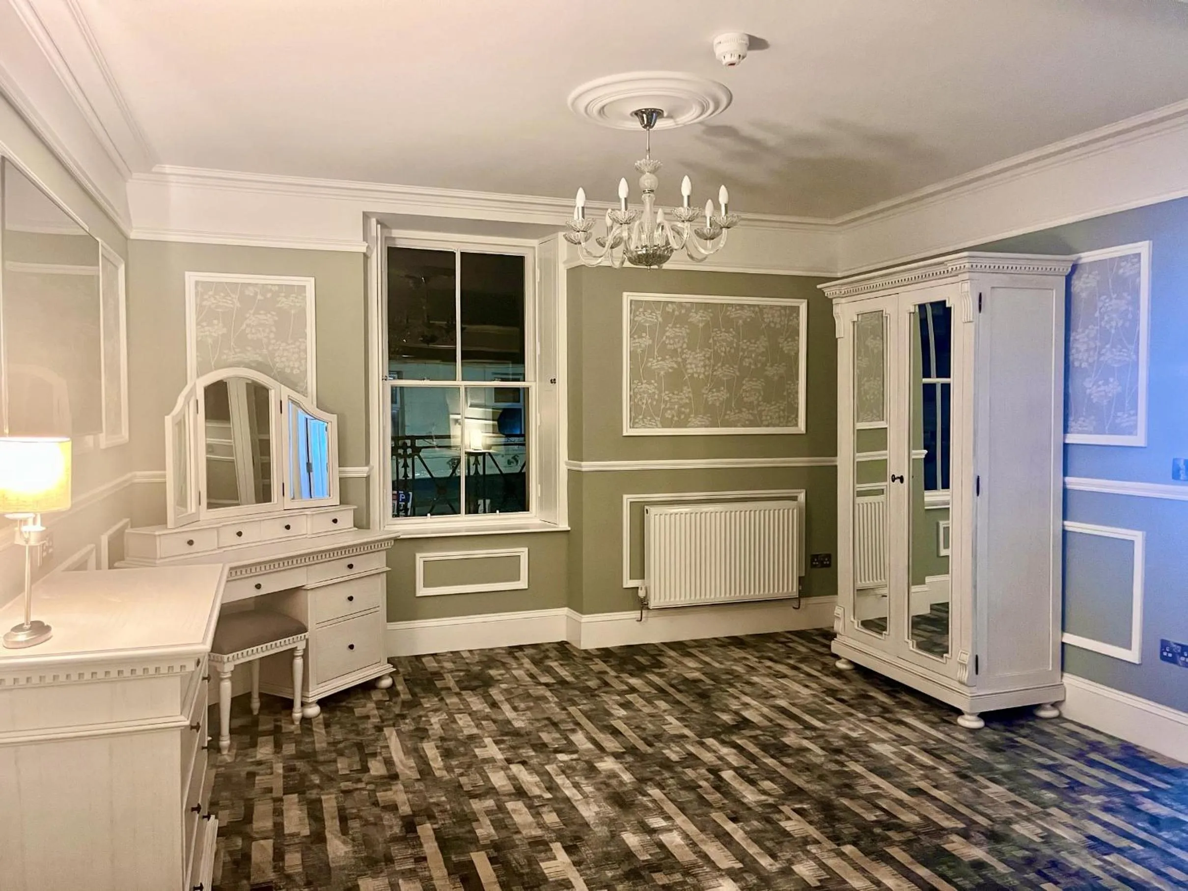 Seating area in Kings Arms Hotel