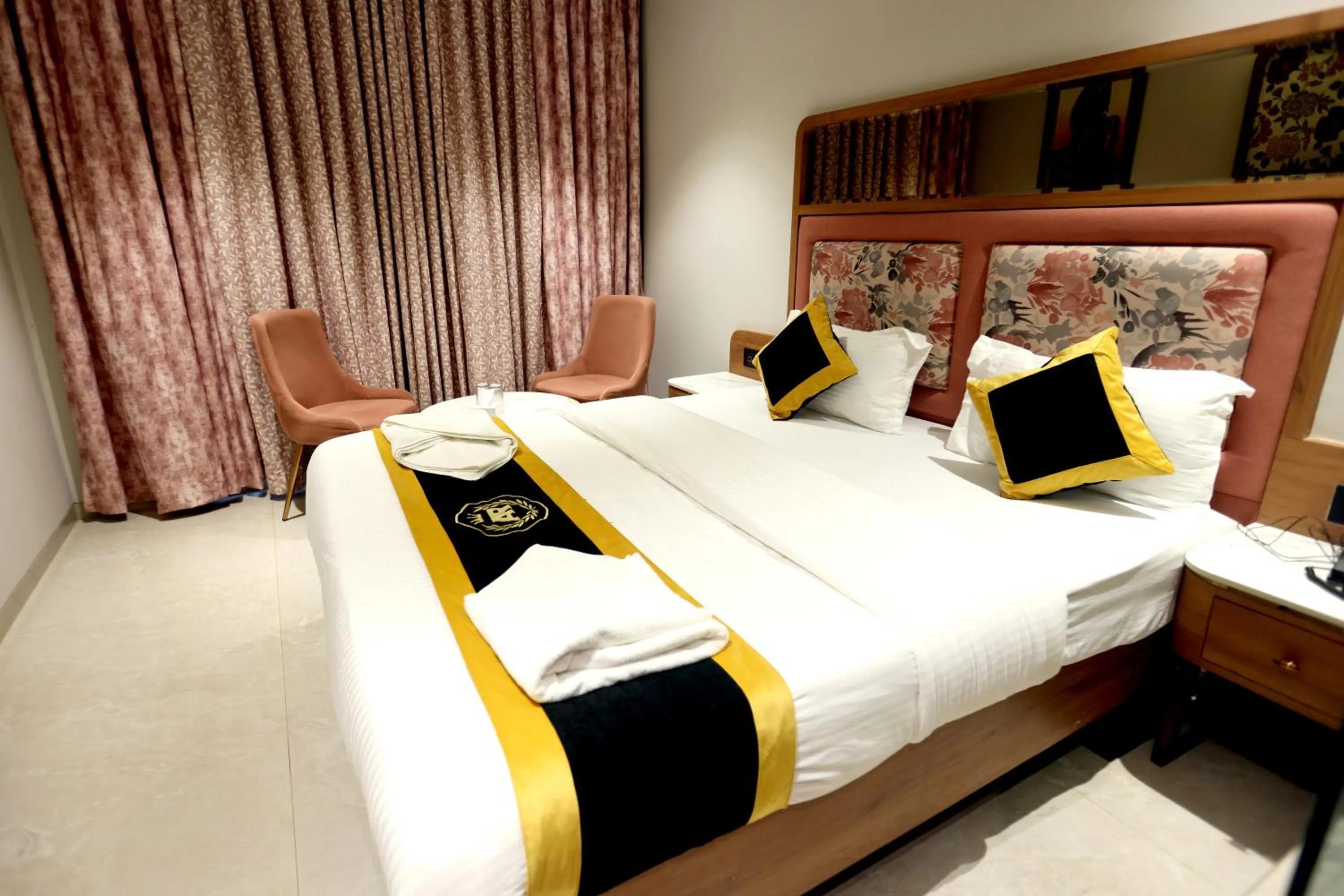 Bed in Hotel A R Paradise