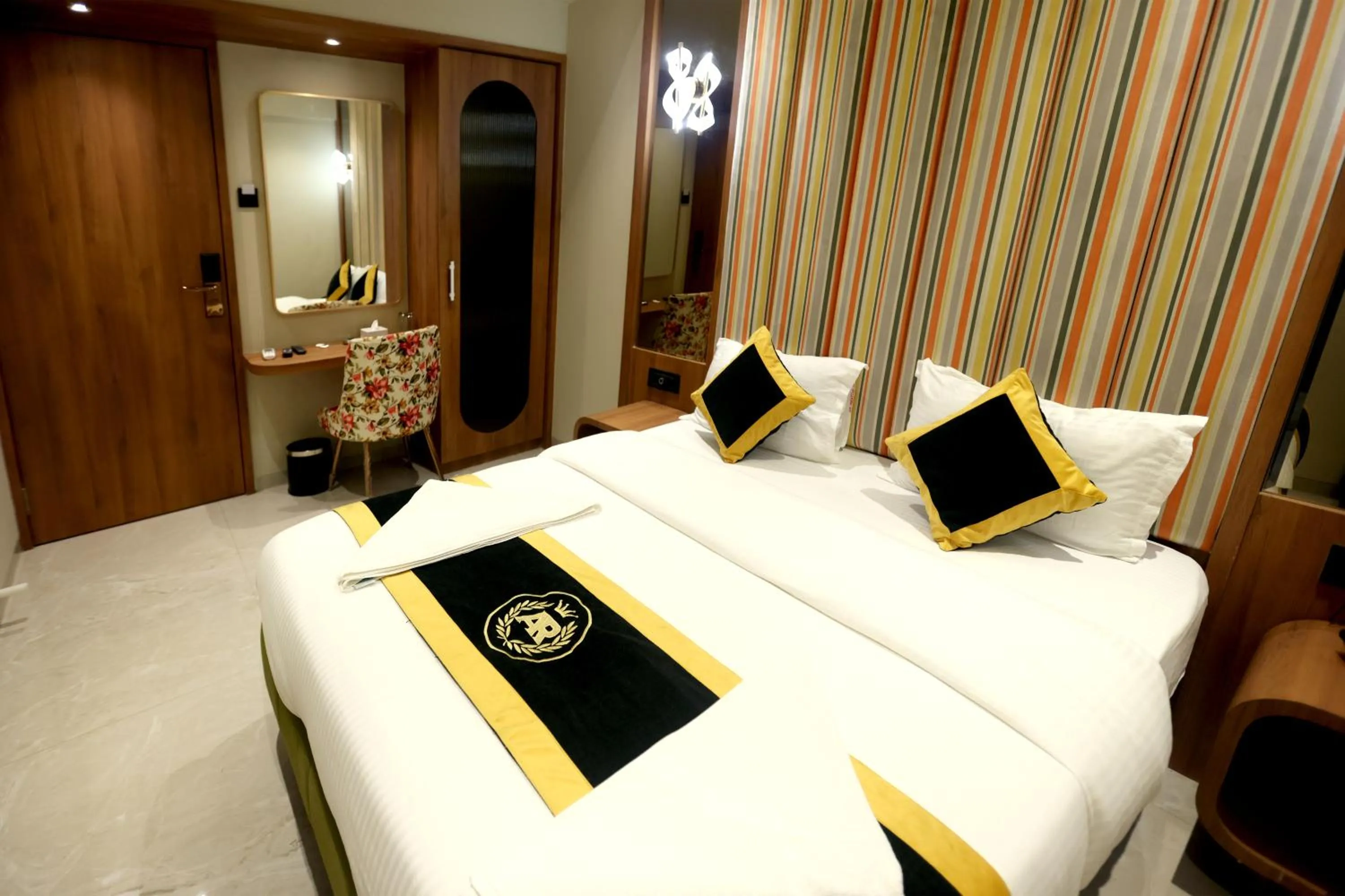 Bed in Hotel A R Paradise