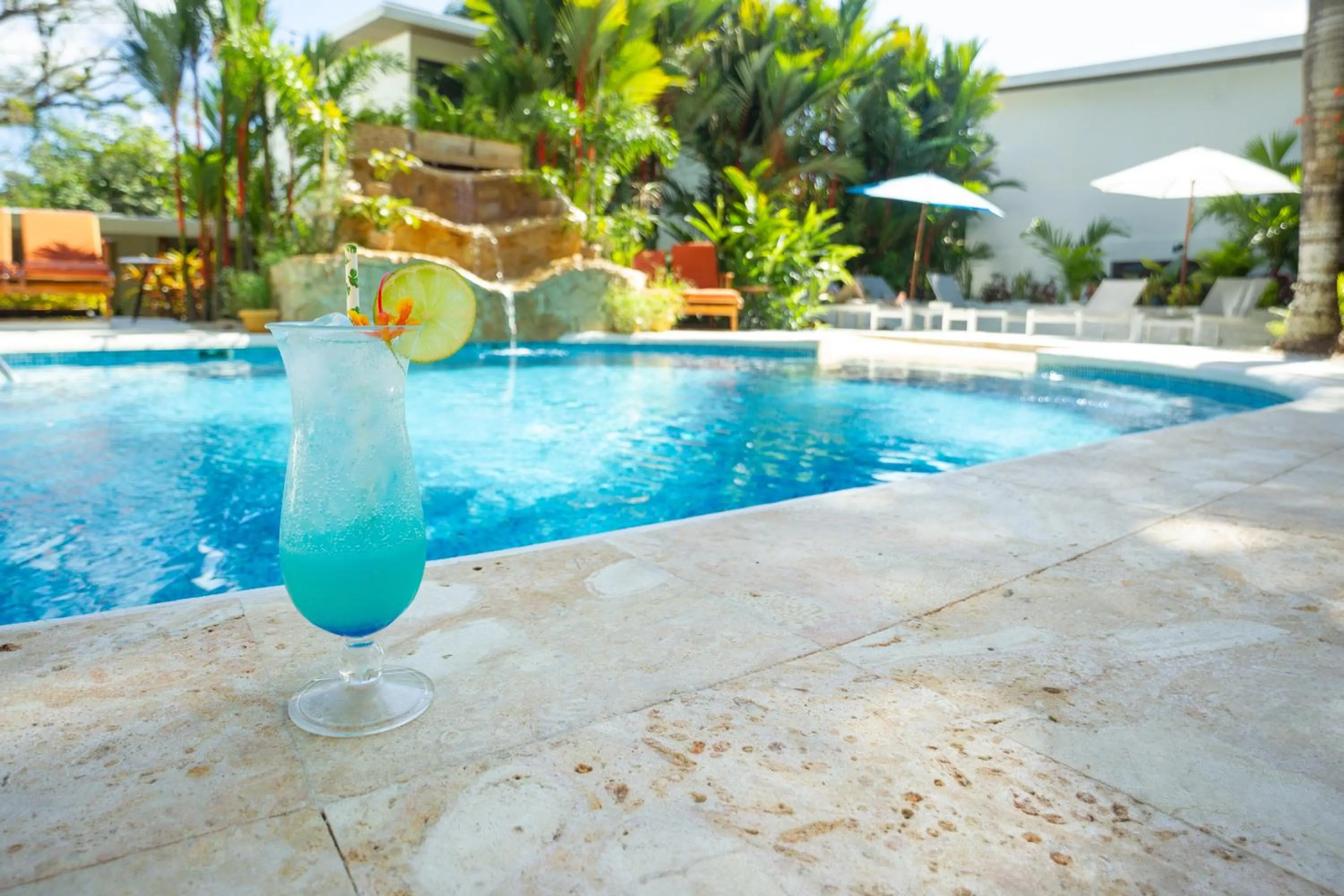 Food and drinks in La Vela Boutique Hotel