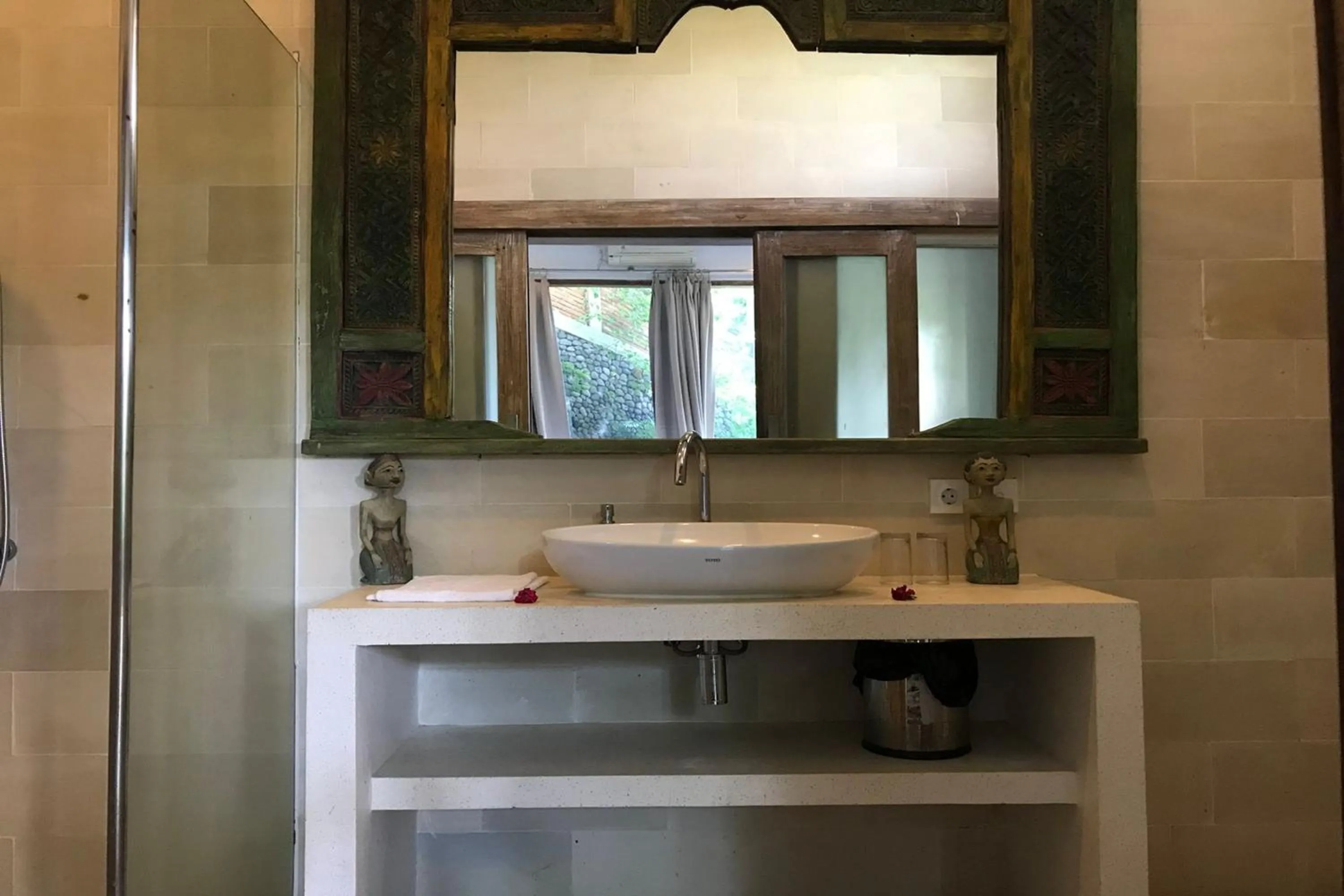 Bathroom in Bangsring Breeze