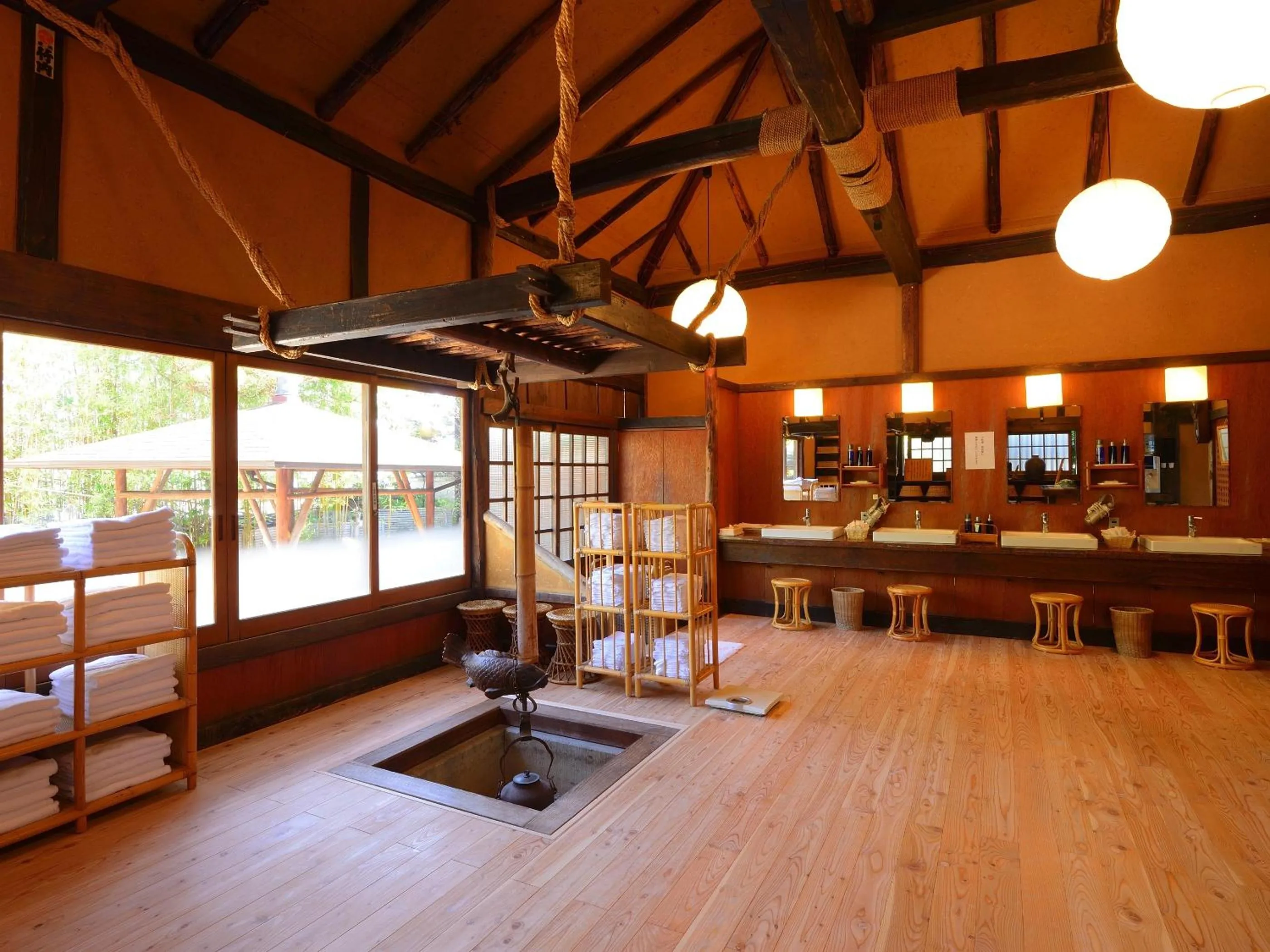 Hot Spring Bath in Atami Sekitei