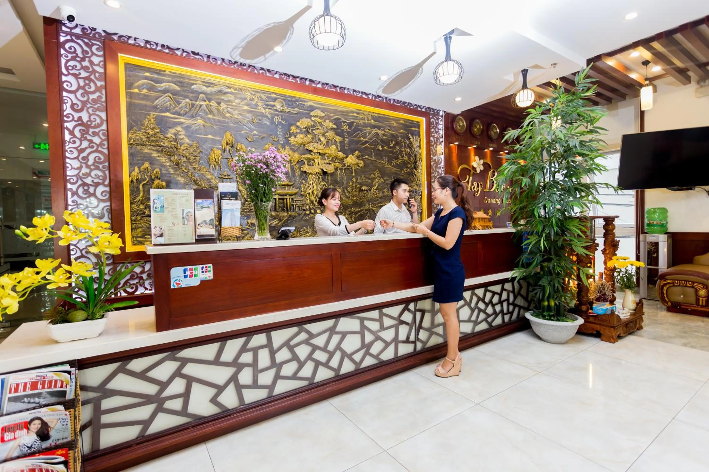 Staff in Tay Bac Hotel Da Nang
