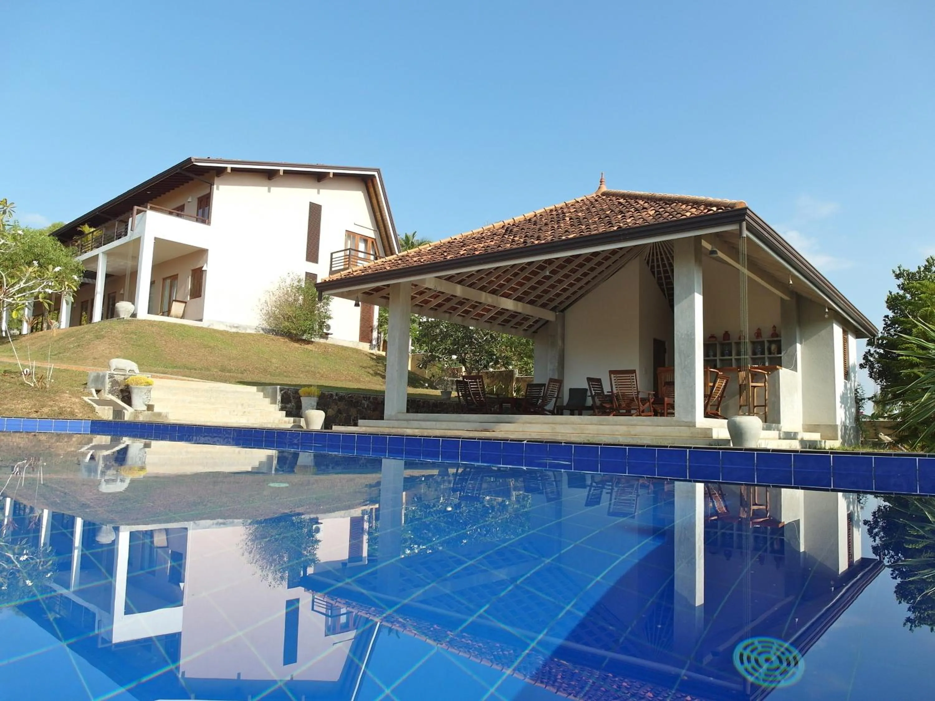 Swimming pool in Highland Villa
