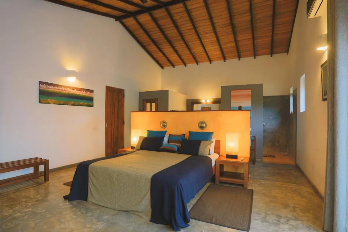 Bed in Highland Villa