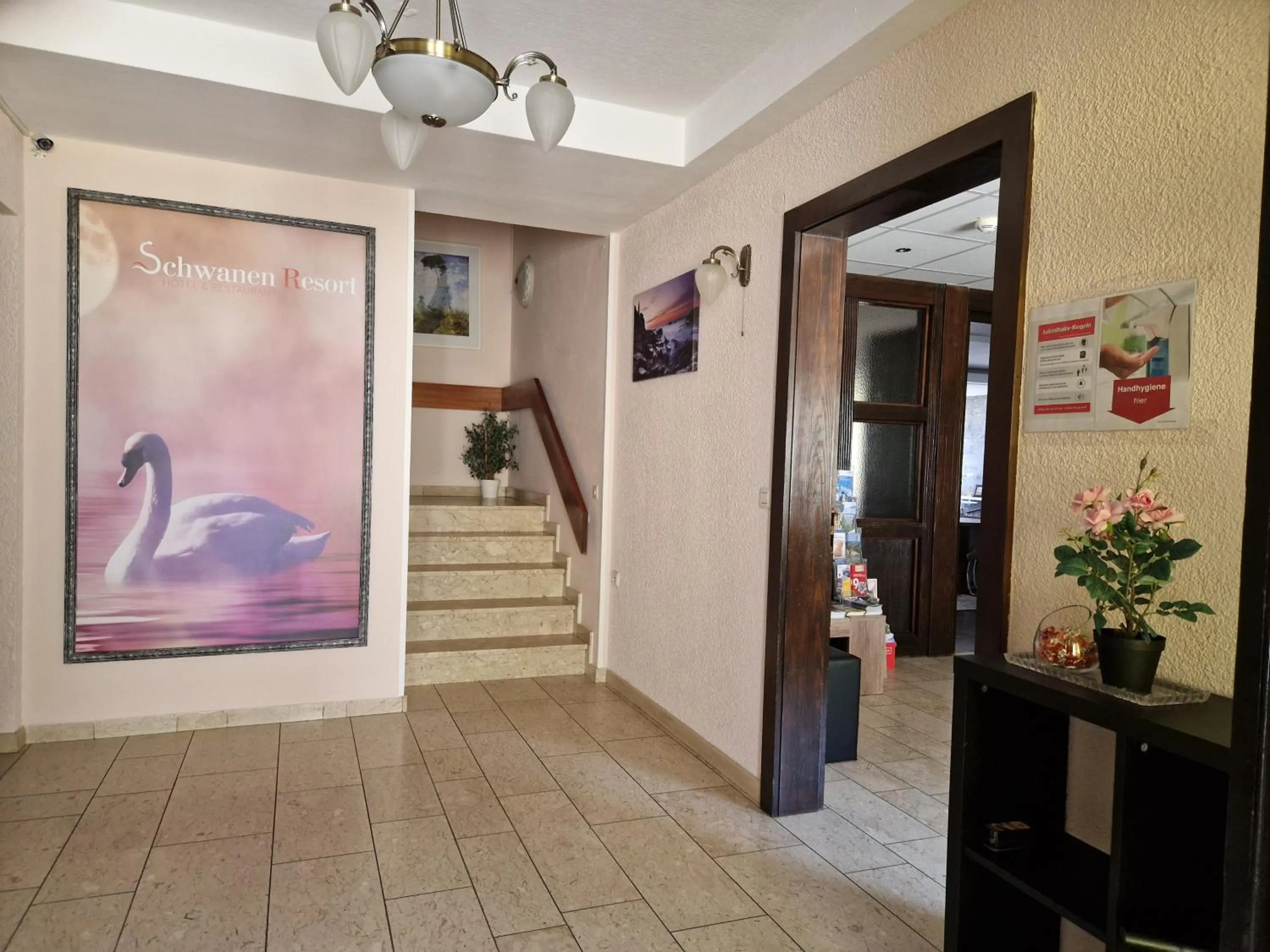 Facade/entrance in Schwanen-Resort