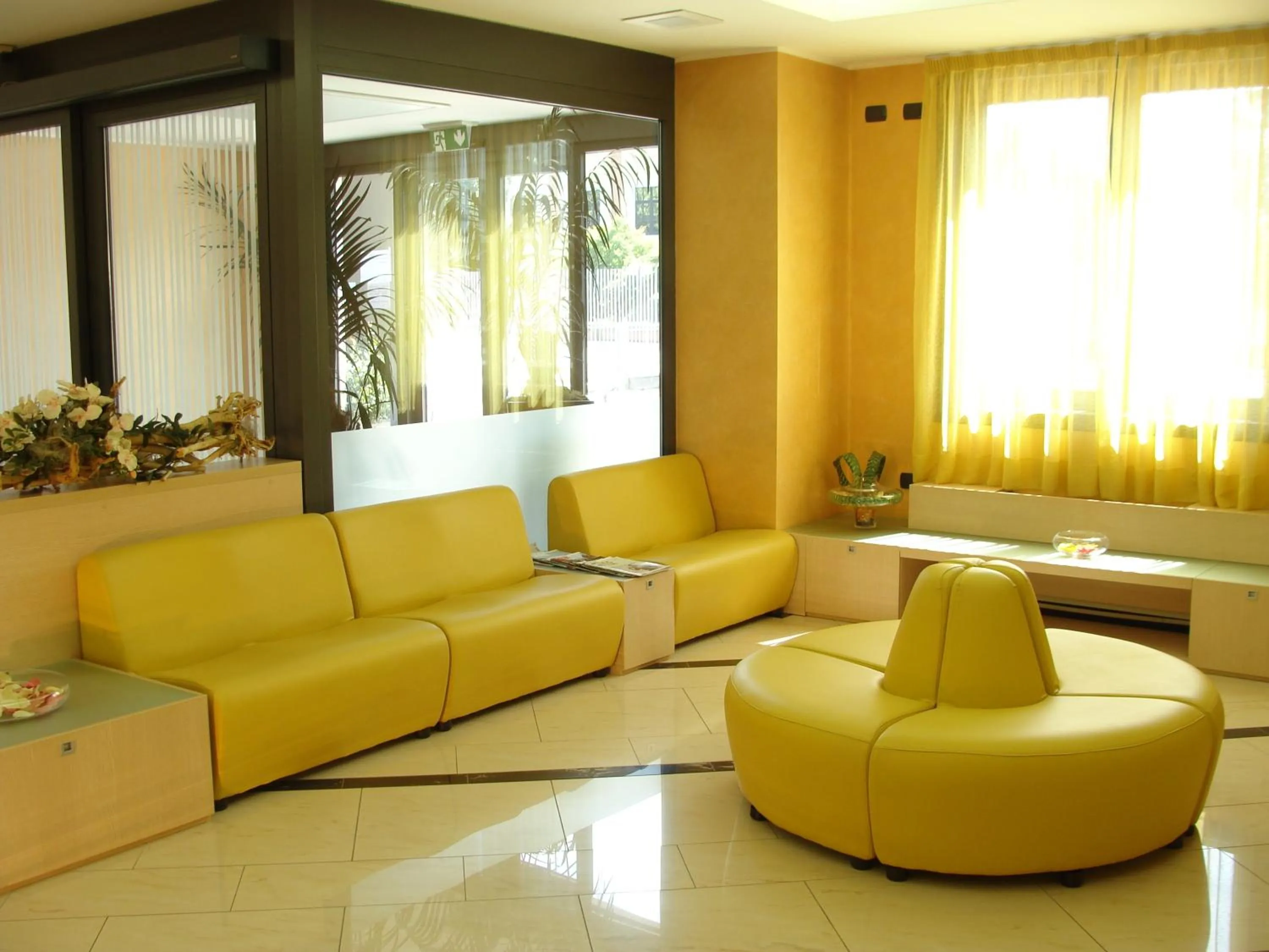 Day in Groane Hotel Residence