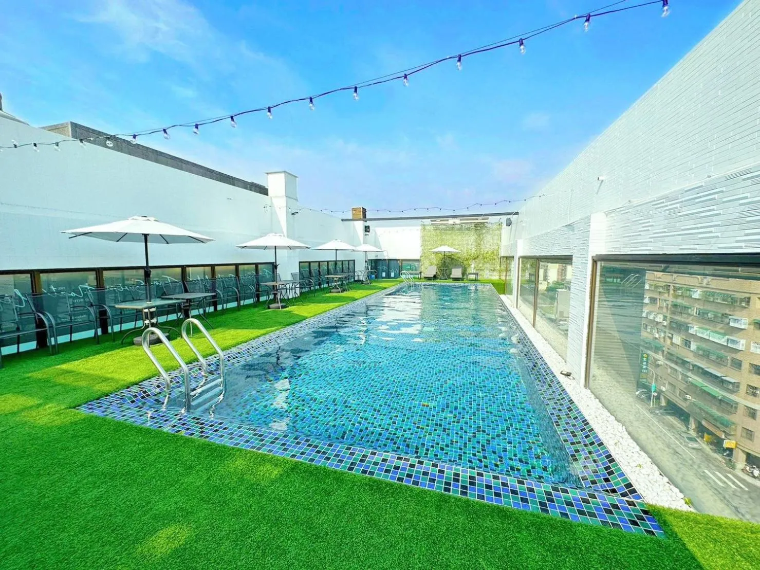 Day in Tsun Huang Hotel