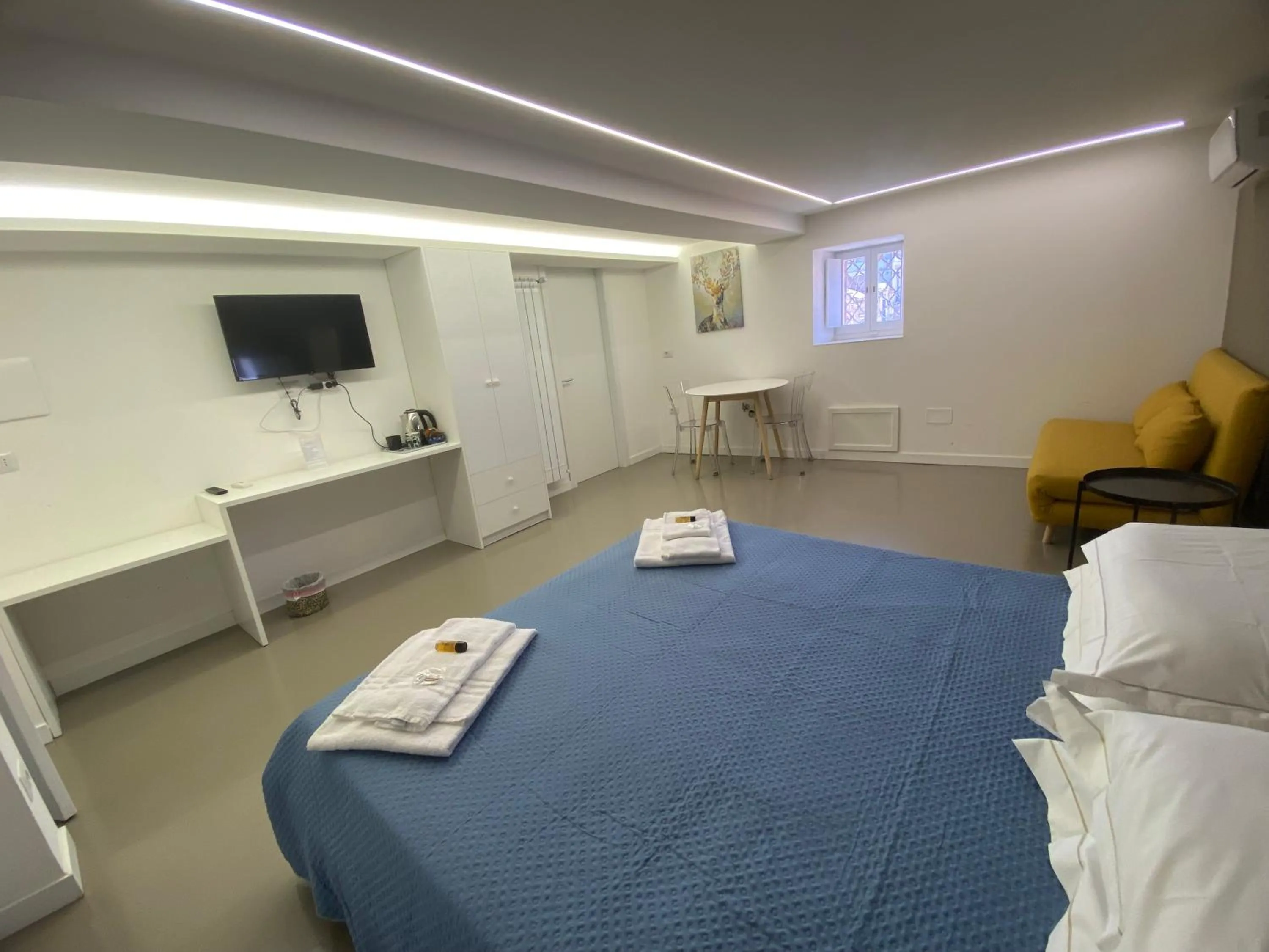 Photo of the whole room, Bed in B&B Suite Cutelli