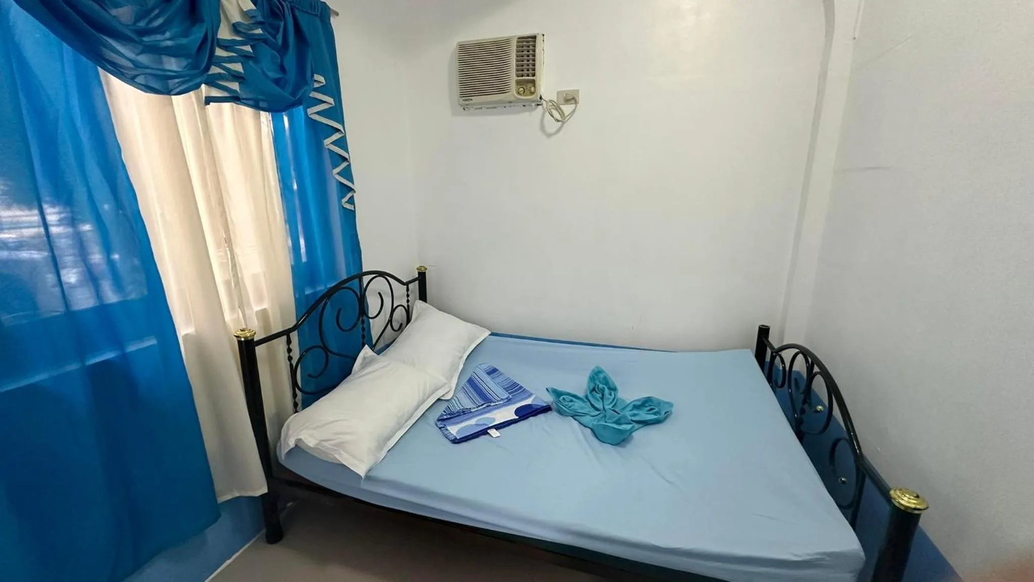 Blueberry Resort Laiya