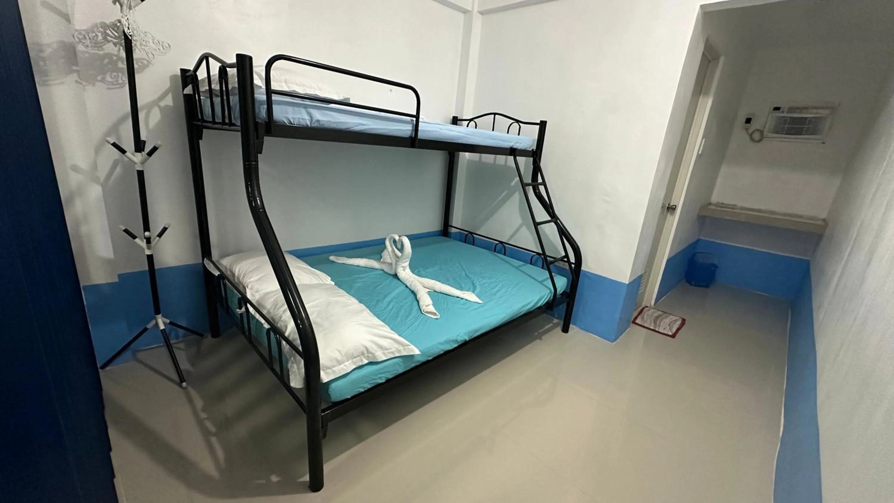 Blueberry Resort Laiya