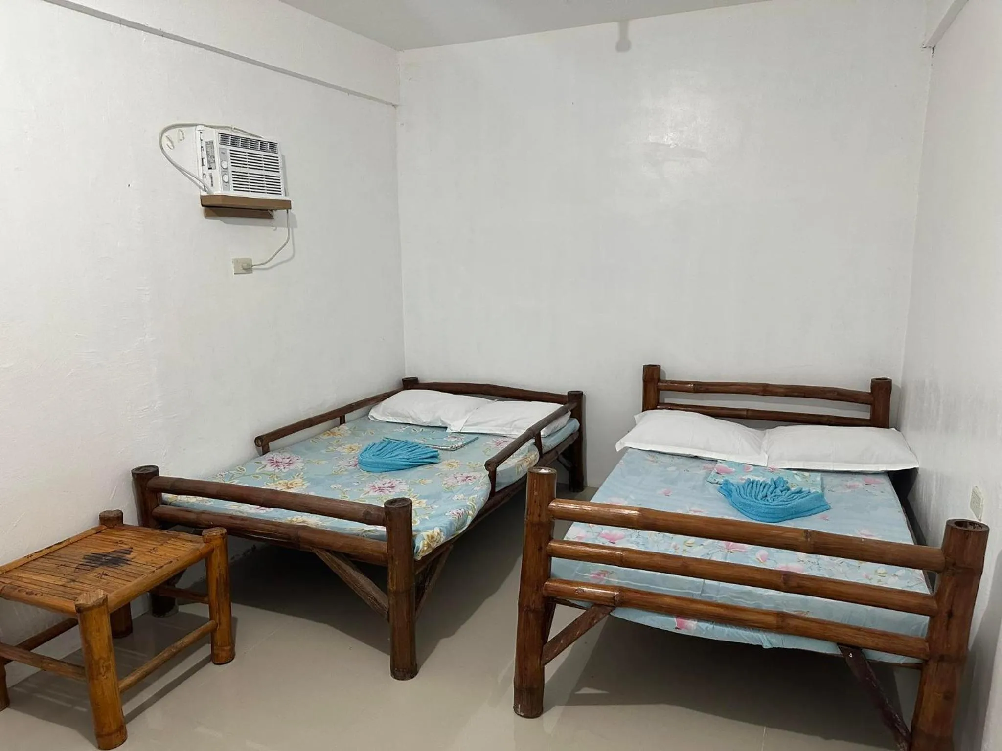 Blueberry Resort Laiya