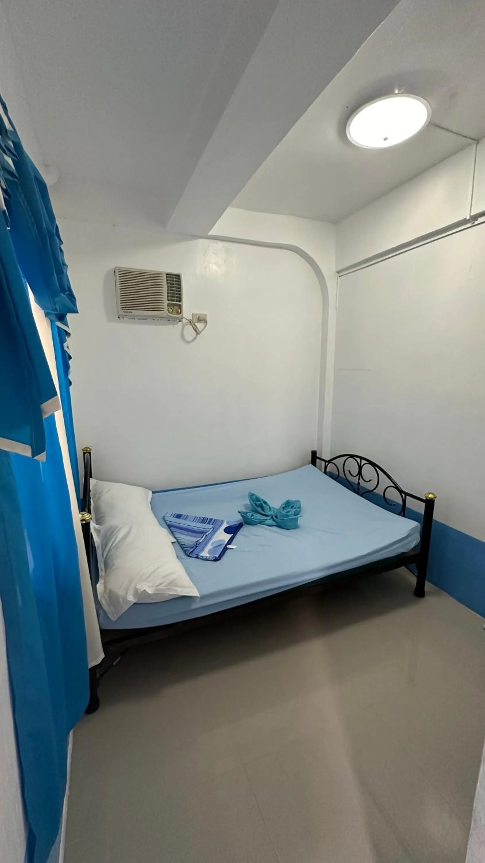 Blueberry Resort Laiya