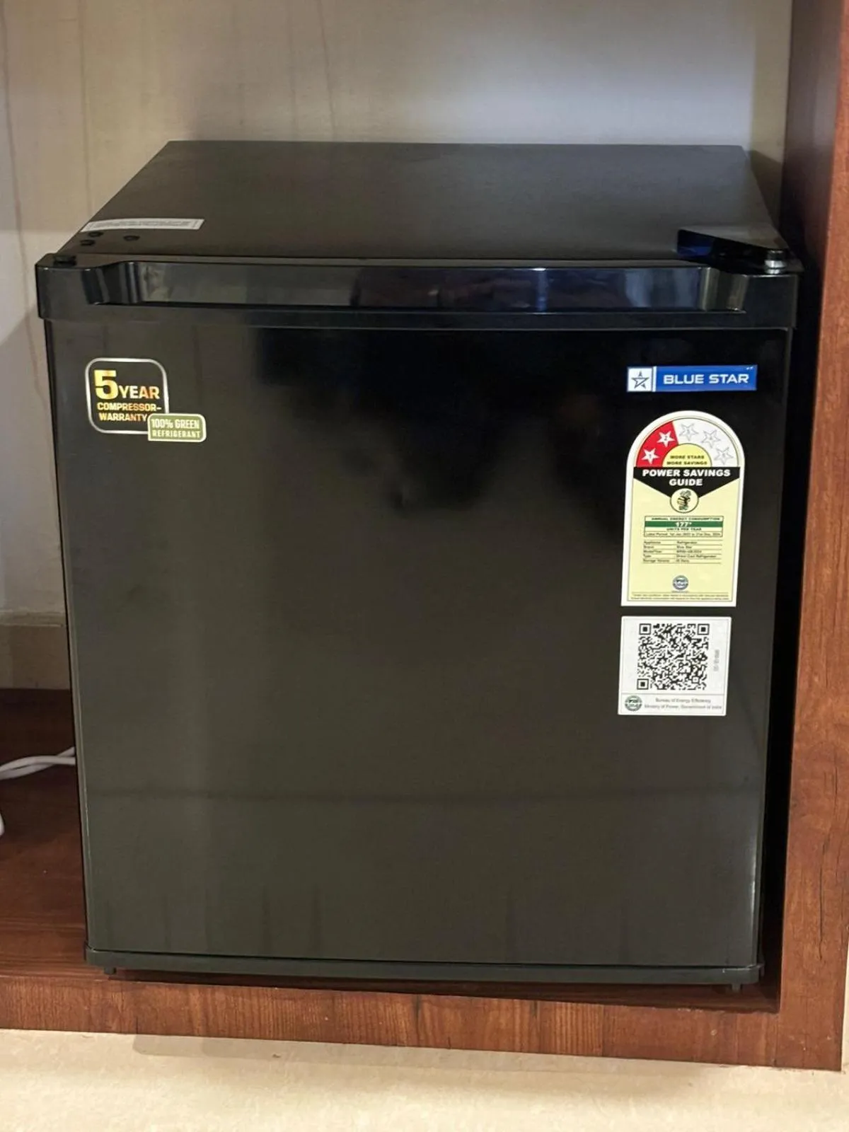 minibar in Hotel Omkareshwar Inn