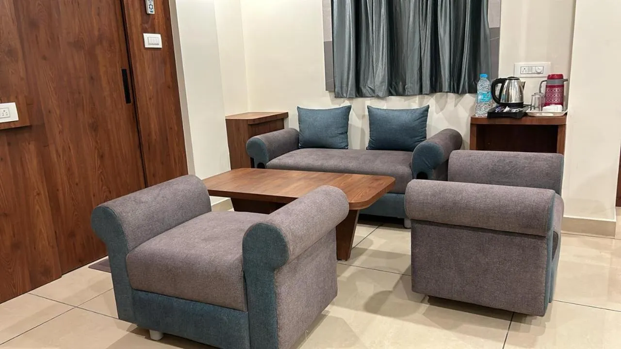 Seating area in Hotel Omkareshwar Inn