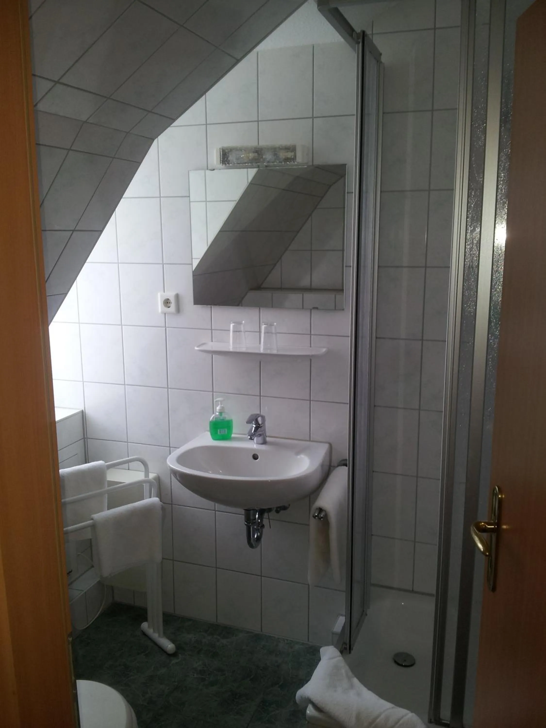 Double Room with Private Bathroom in Bootshaus Neustrelitz
