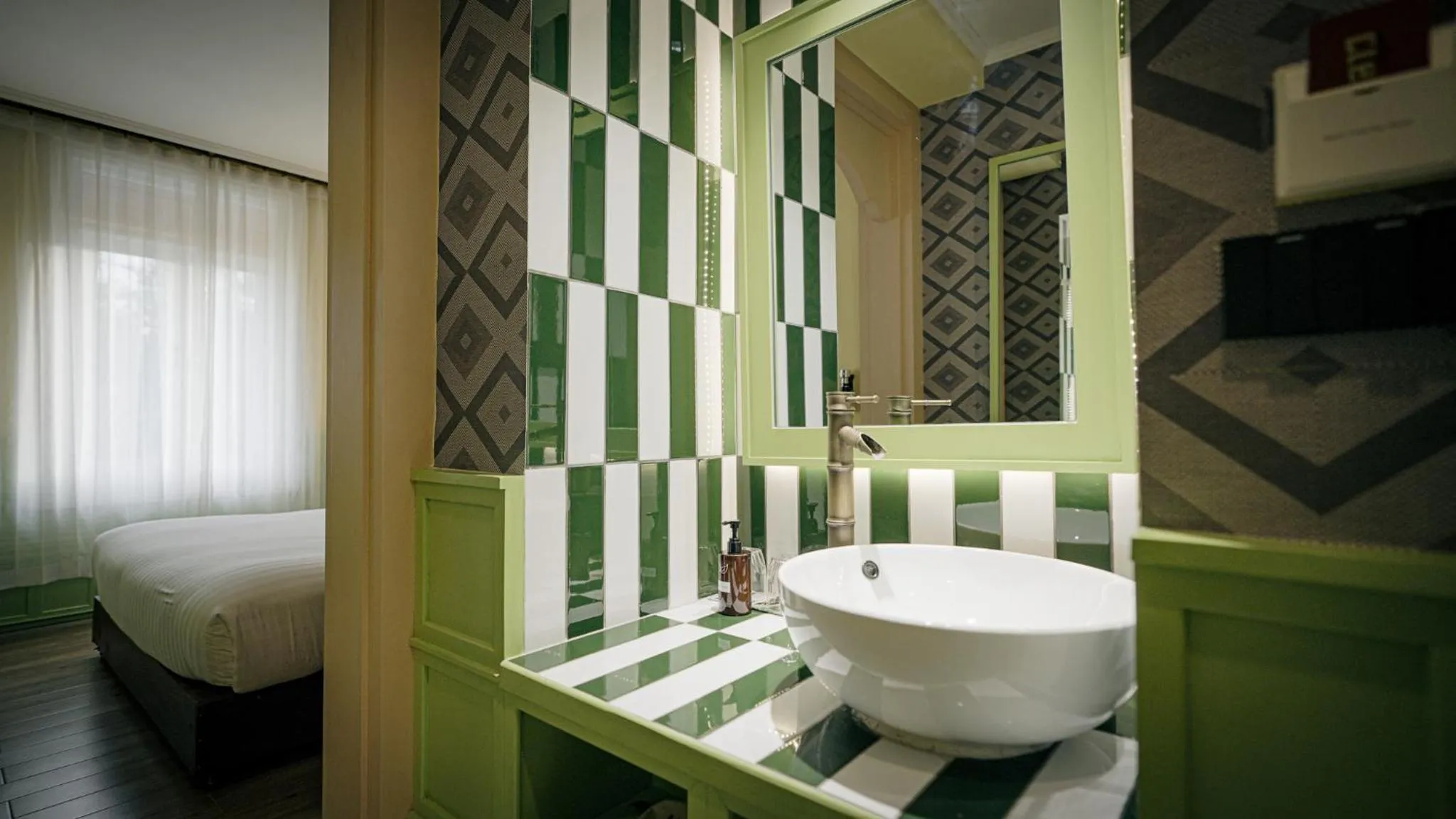 Bathroom, Bed in Senglao Boutique Hotel Luang Prabang