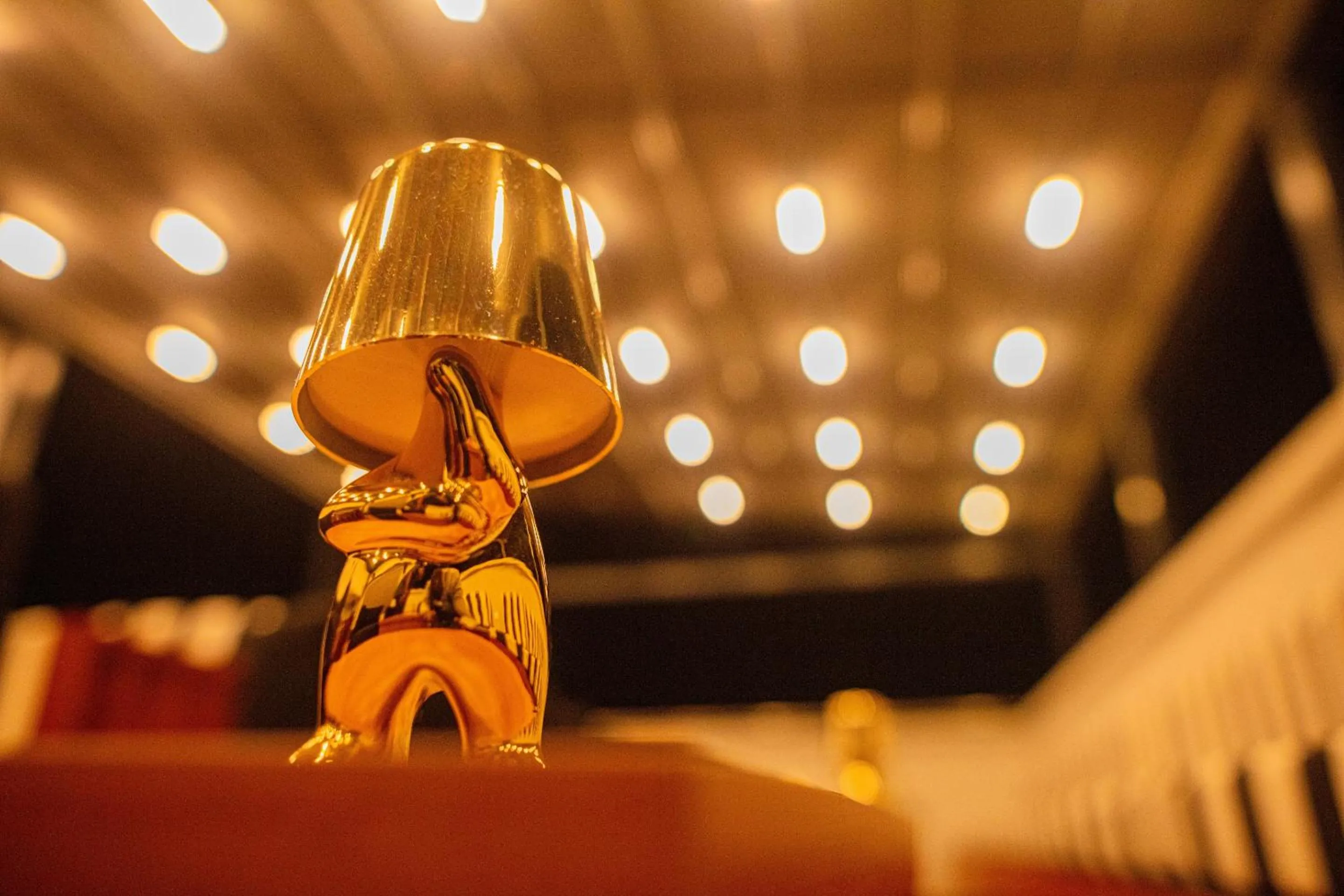 Lounge or bar in The Six