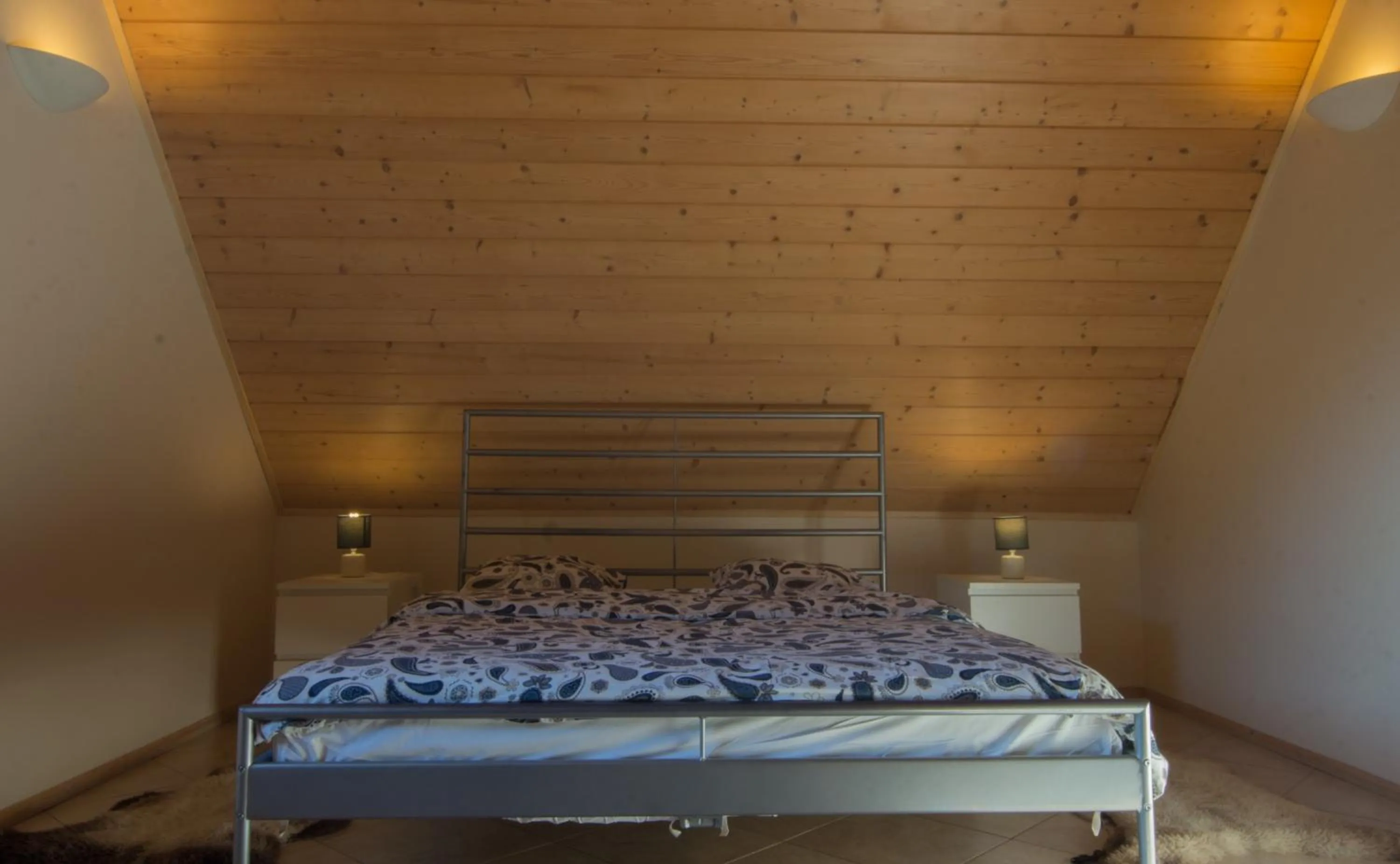 Bedroom, Bed in Sno House