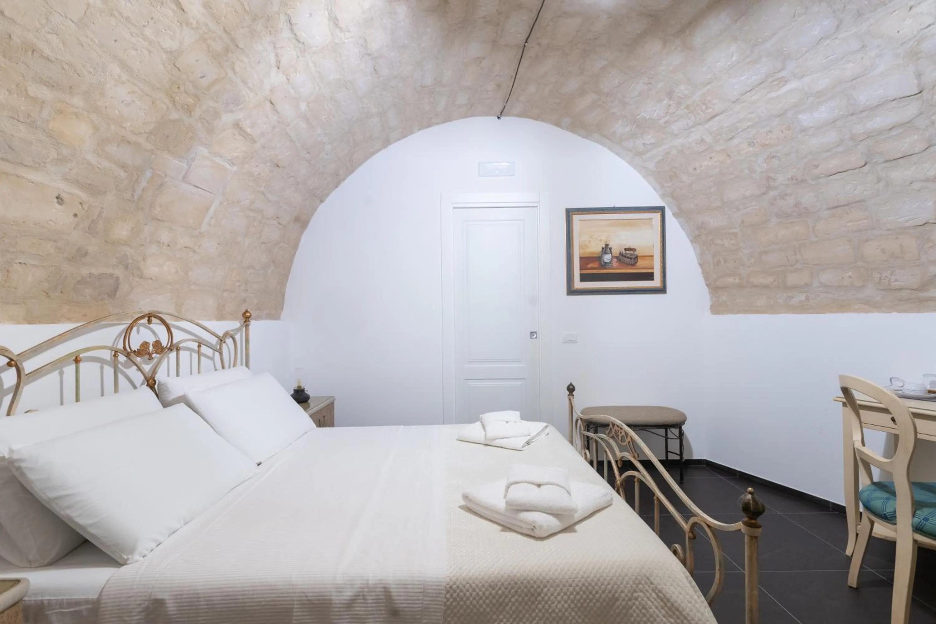 Photo of the whole room, Bed in Bed and Breakfast Terra del Sole Ibla