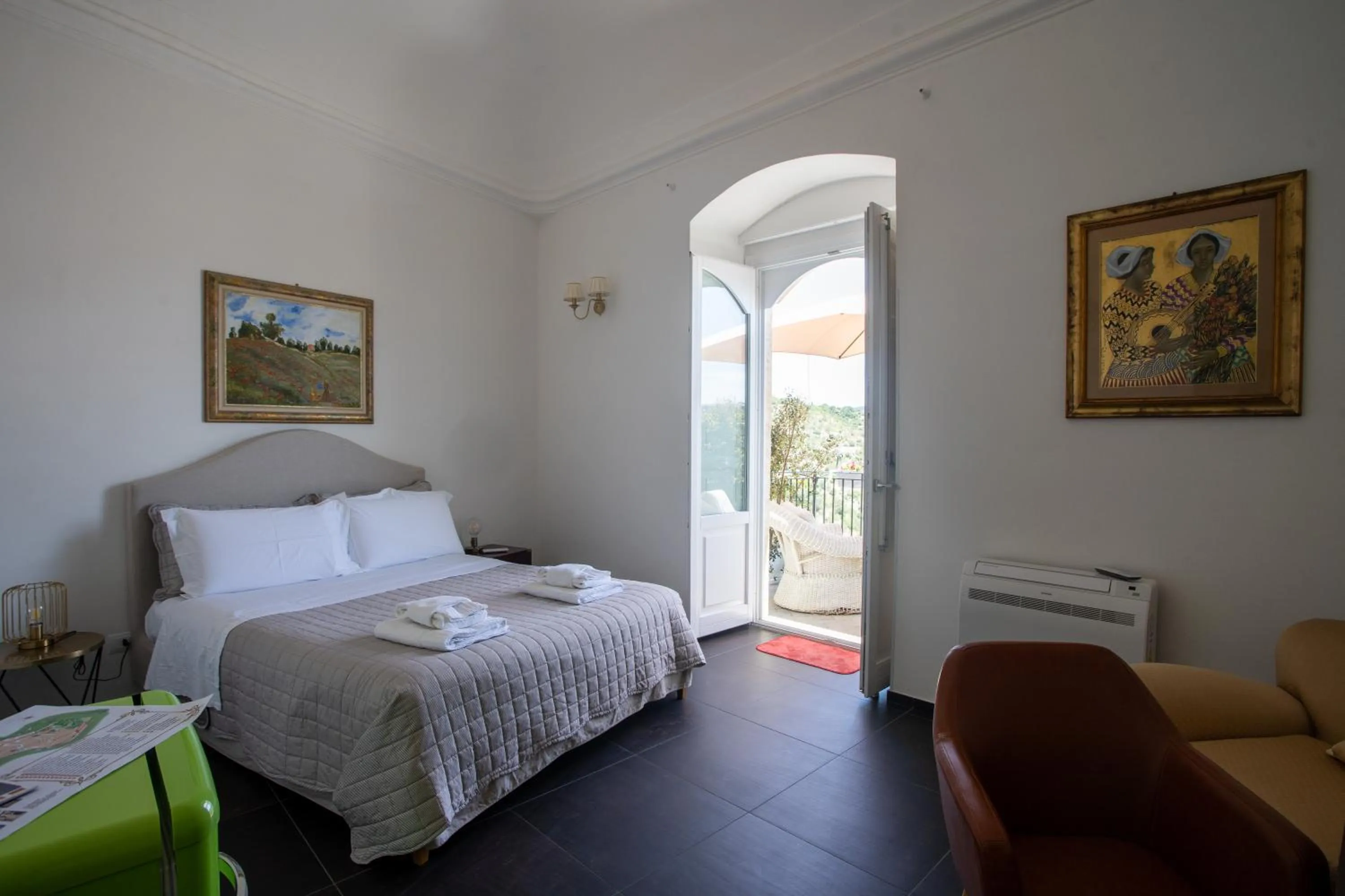 Photo of the whole room, Bed in Bed and Breakfast Terra del Sole Ibla