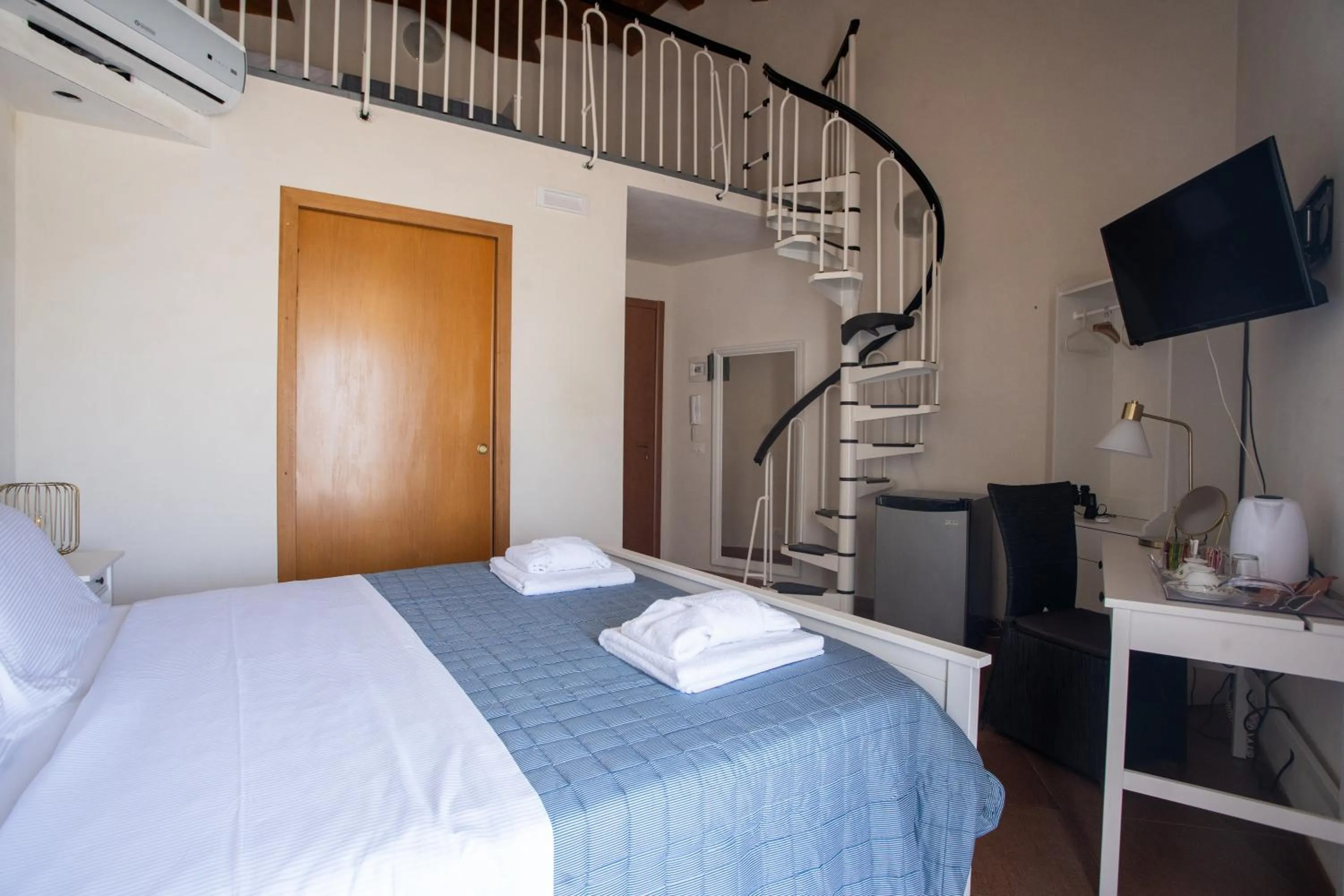 TV and multimedia, Bed in Bed and Breakfast Terra del Sole Ibla