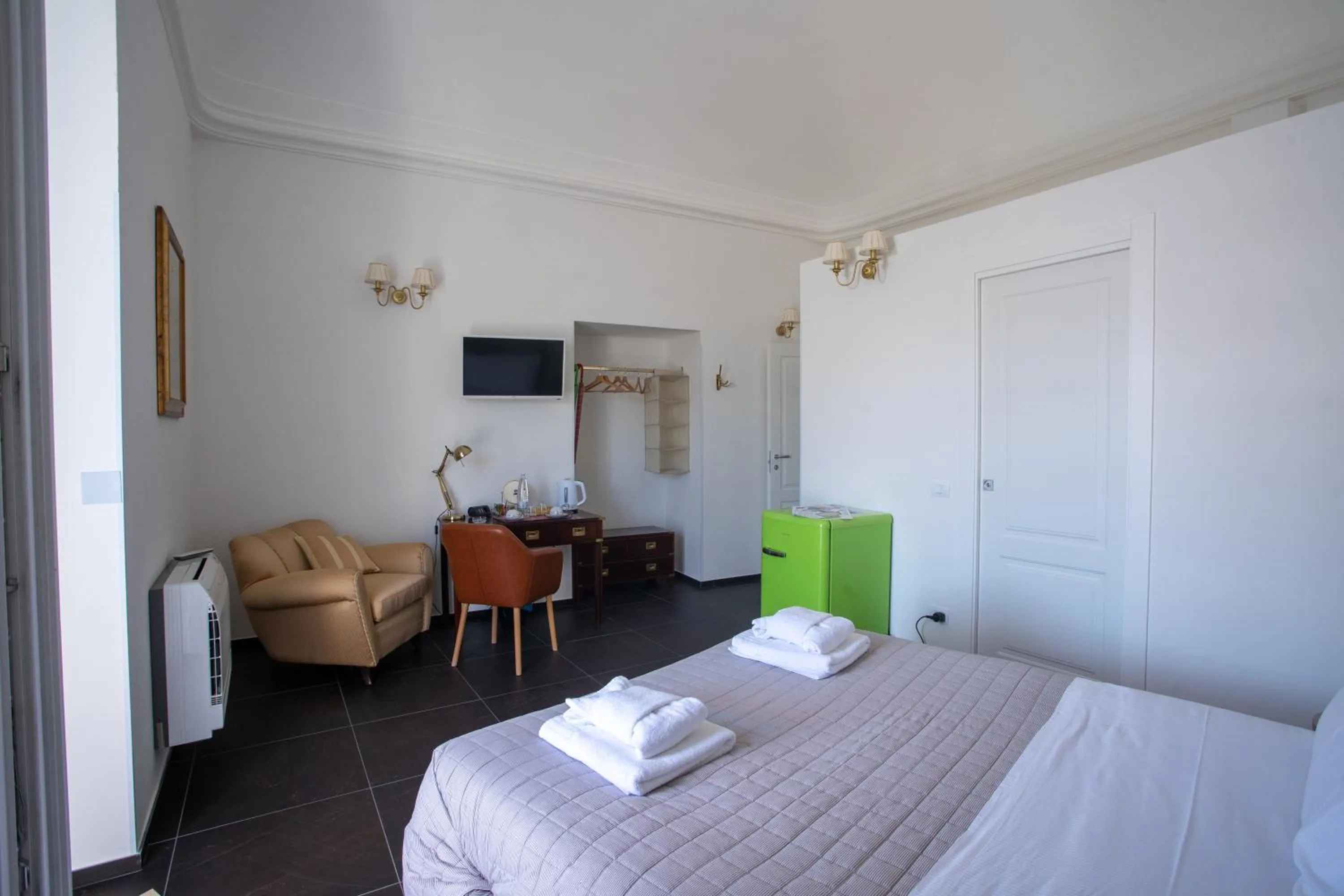 TV and multimedia, Bed in Bed and Breakfast Terra del Sole Ibla