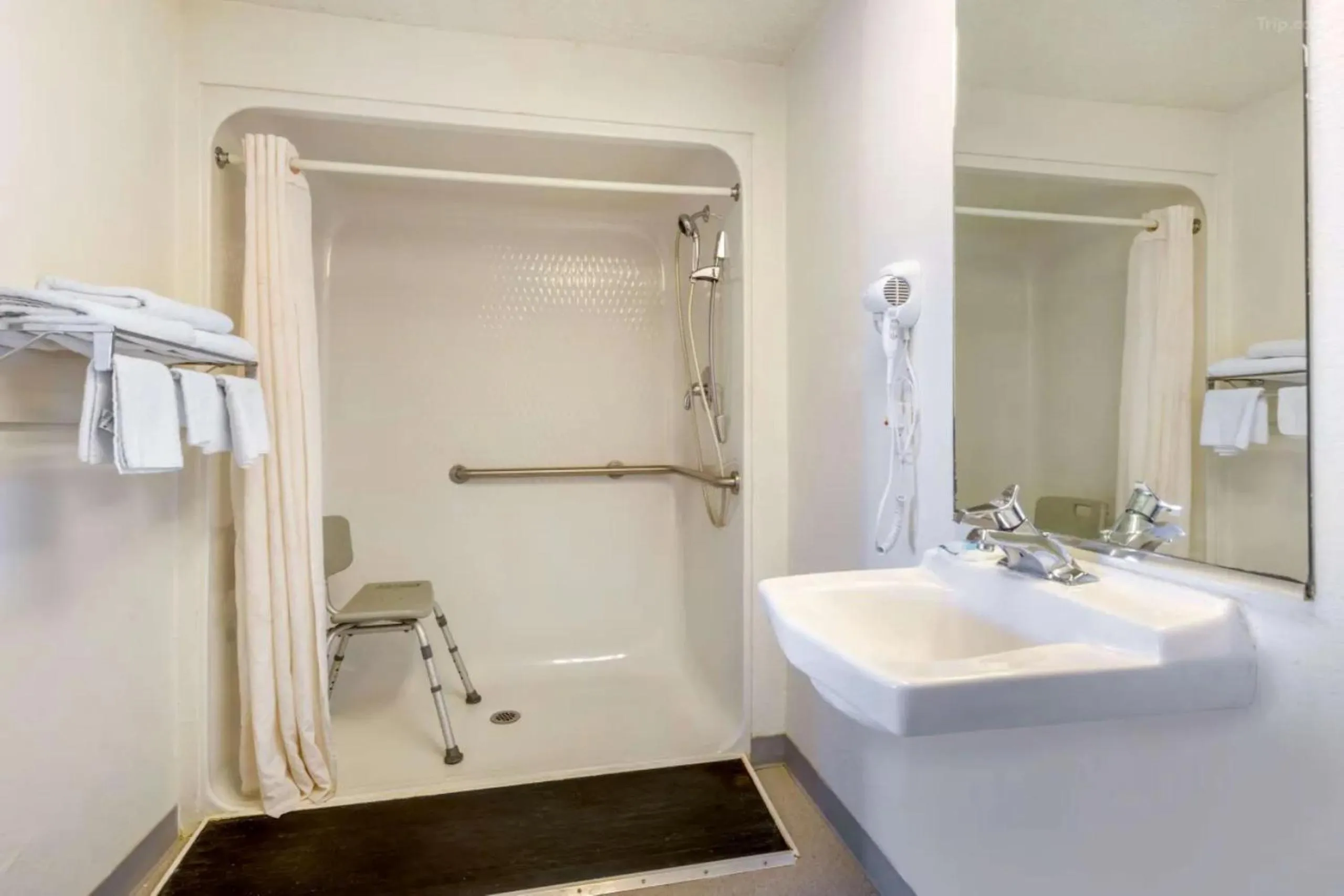 Hilliard Motor Lodge