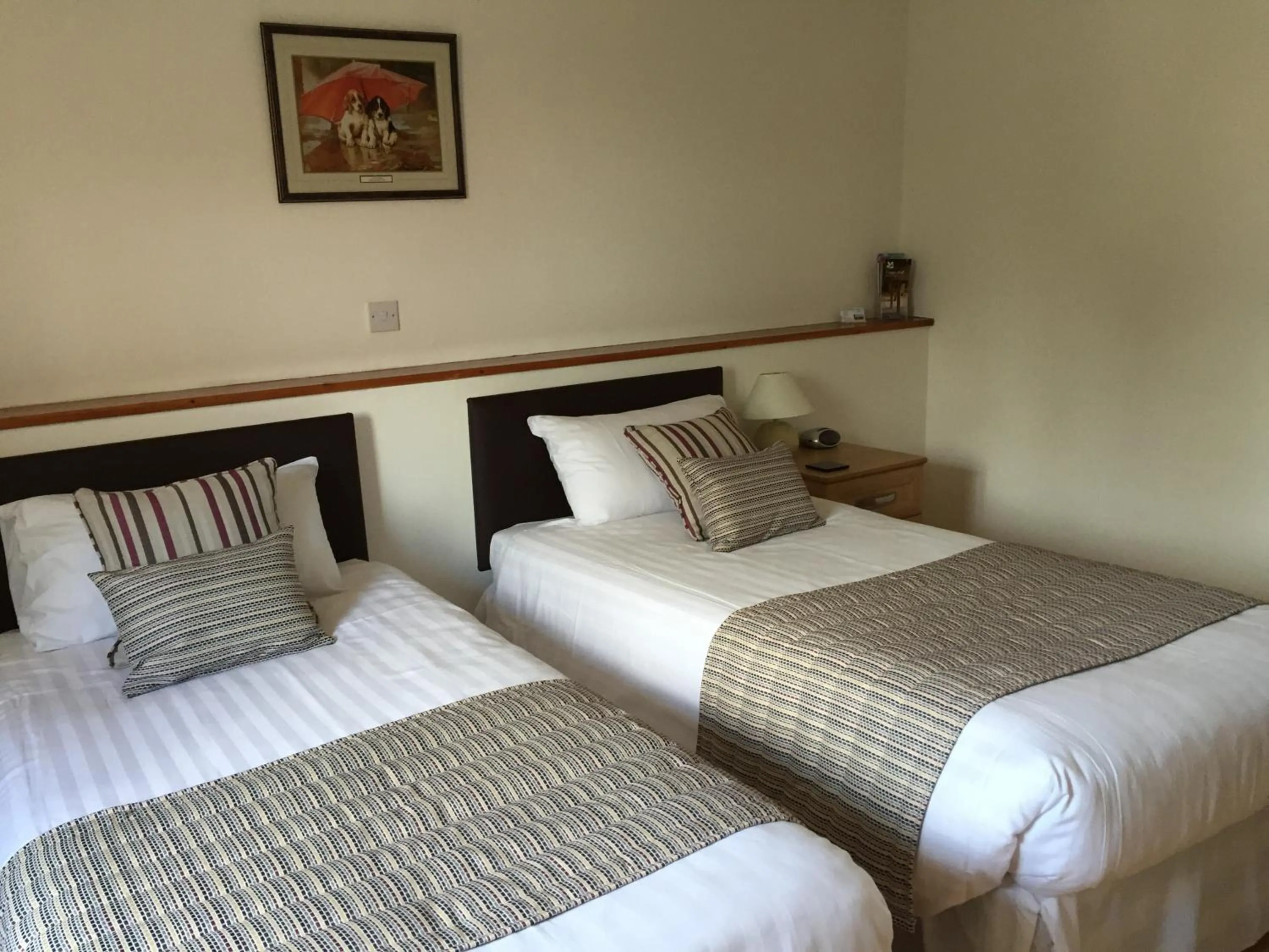 Bedroom, Bed in Puttocks Farm