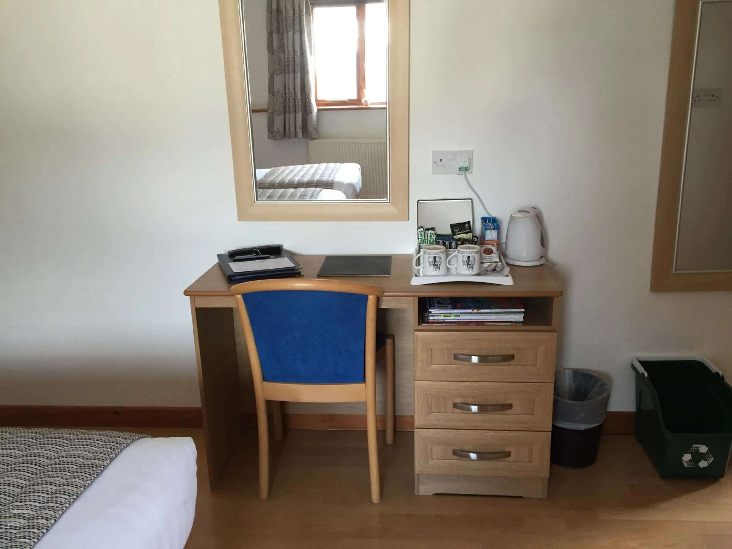 Bedroom in Puttocks Farm