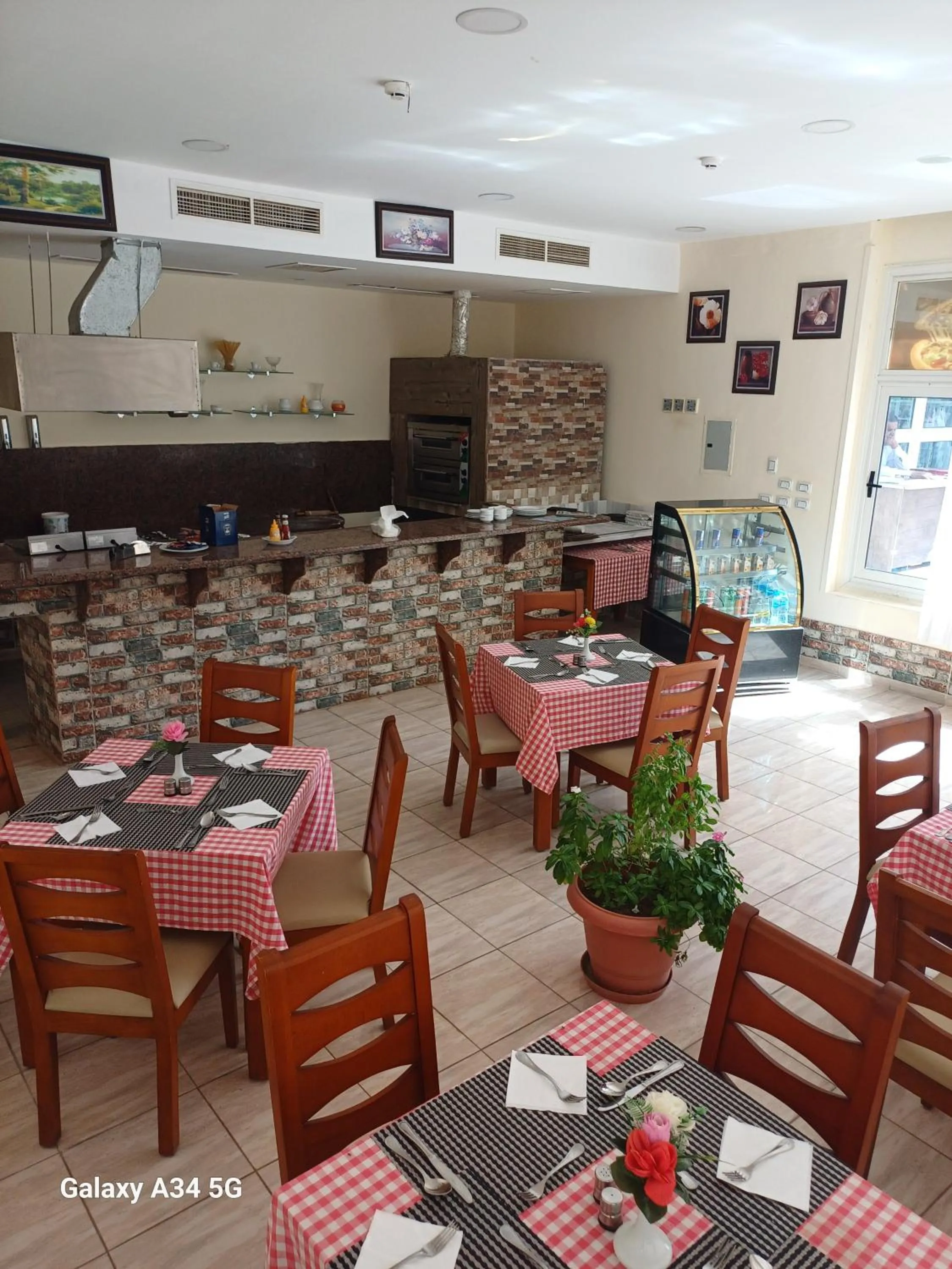 Restaurant/places to eat in Palm Inn Hotel Hurghda