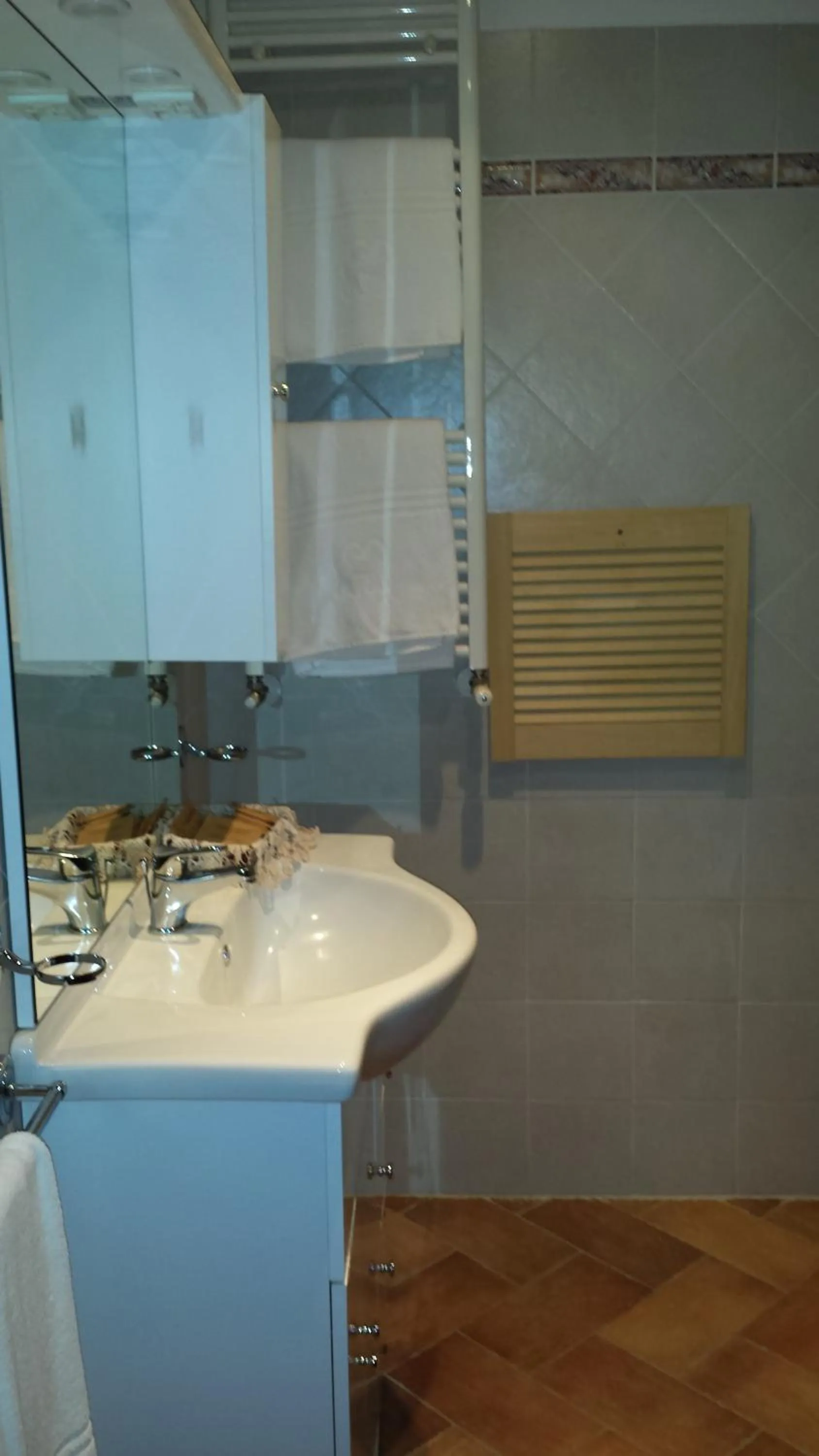 Bathroom in Forum Cassii